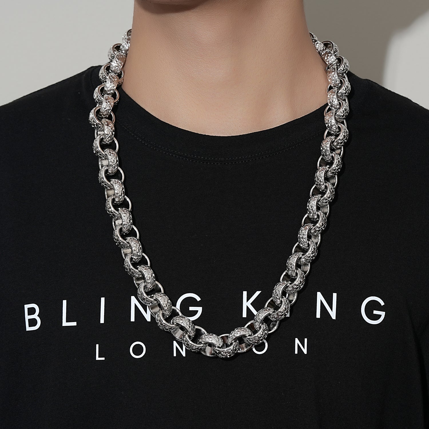 Silver Ornate Belcher Chain 28 Inches, 20mm