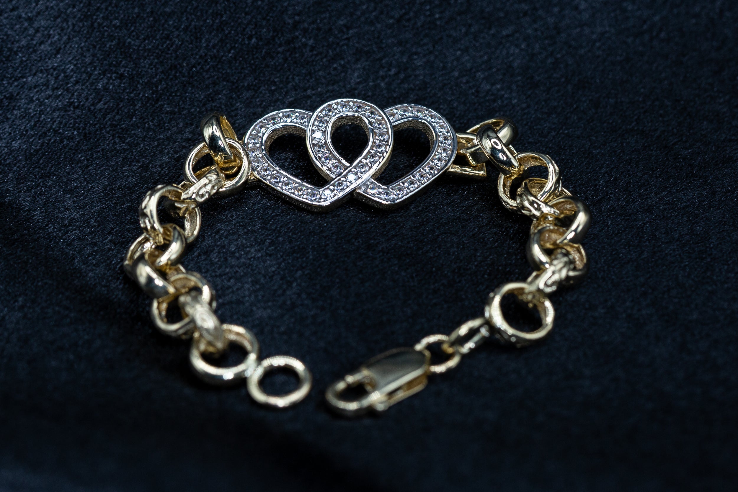 9ct Yellow Gold Double CZ Open Heart Belcher Bracelet