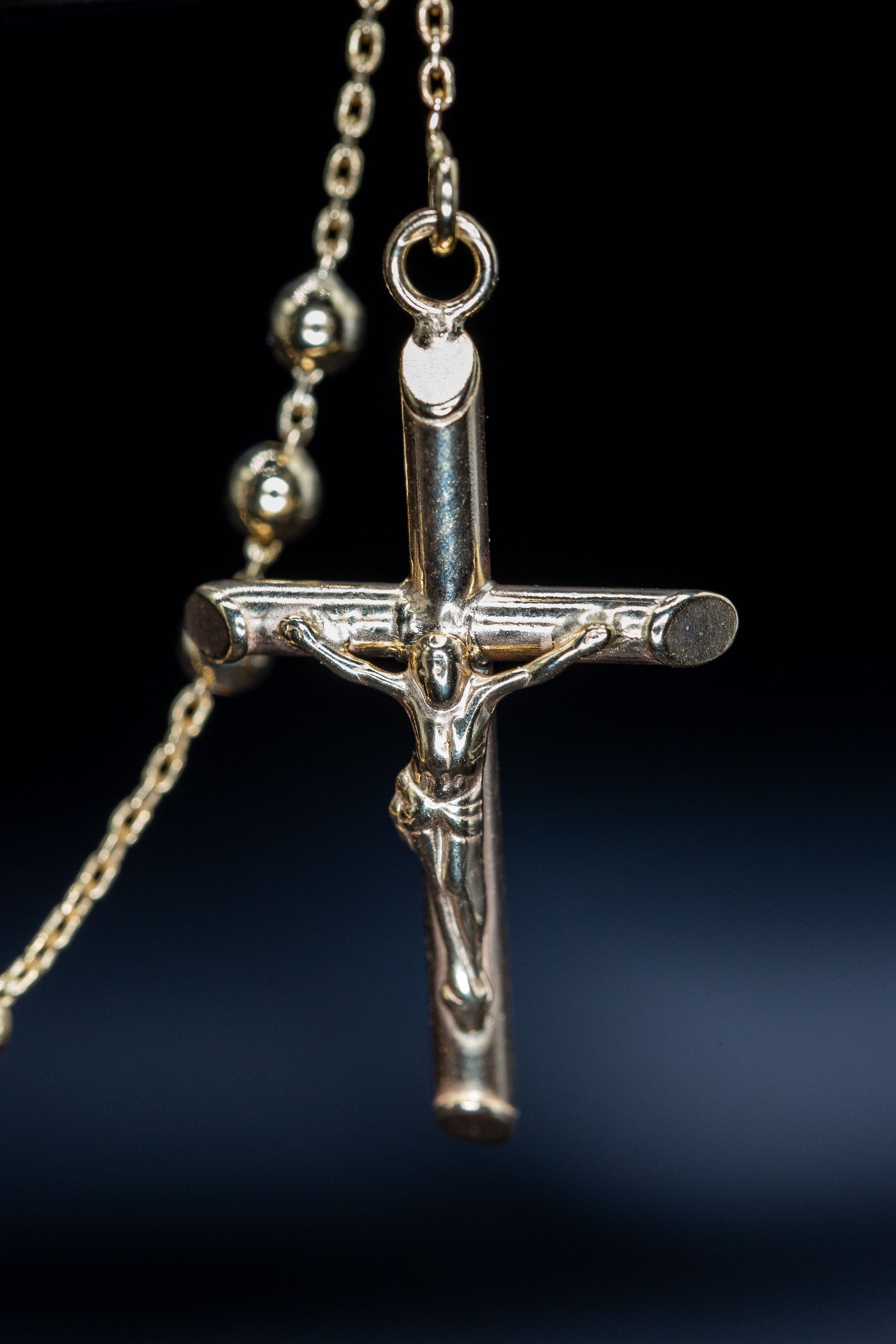 9ct Yellow Gold Kids Rosary Bead Chain with Madonna – A Timeless Spiritual Keepsake