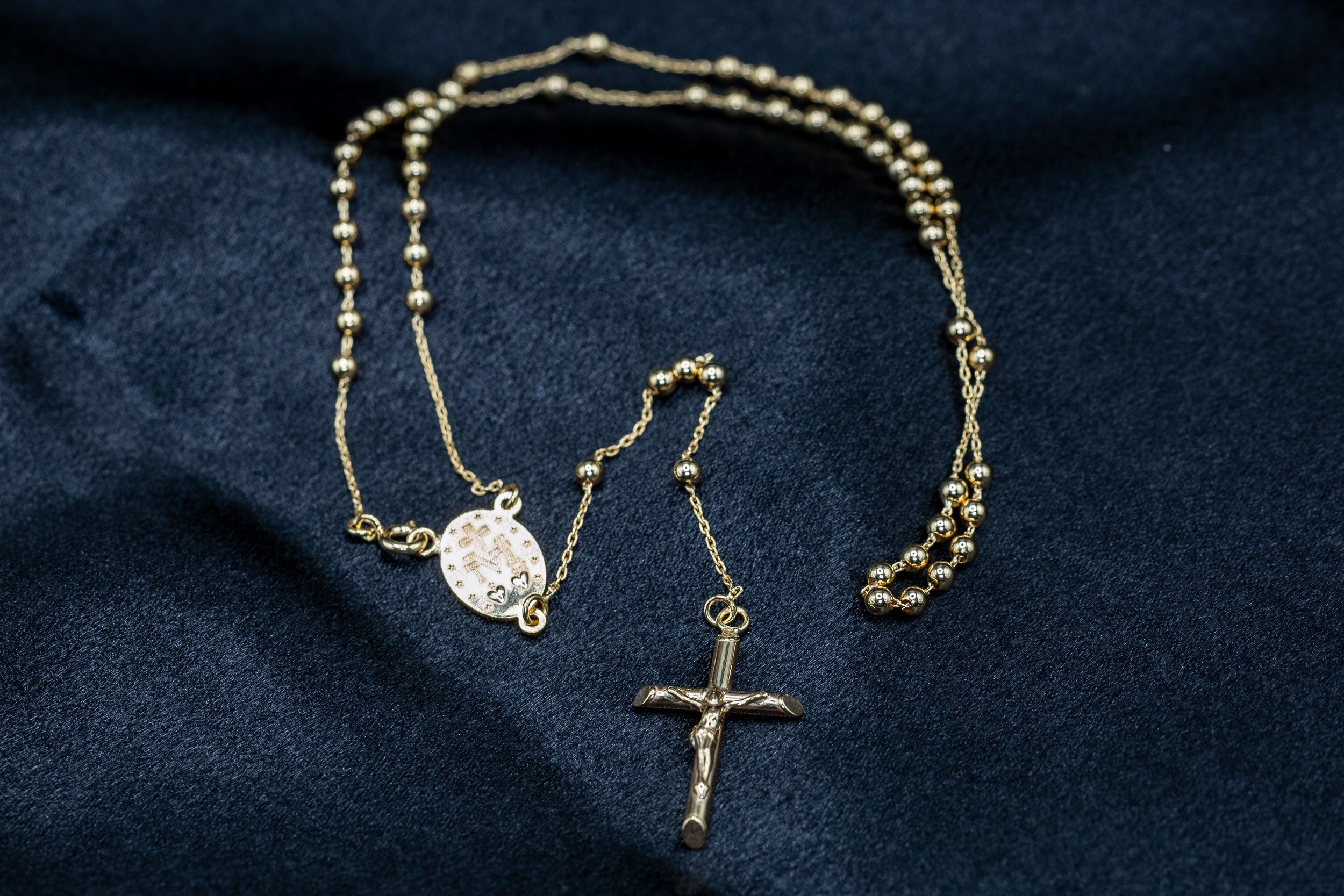 9ct Yellow Gold Kids Rosary Bead Chain with Madonna – A Timeless Spiritual Keepsake