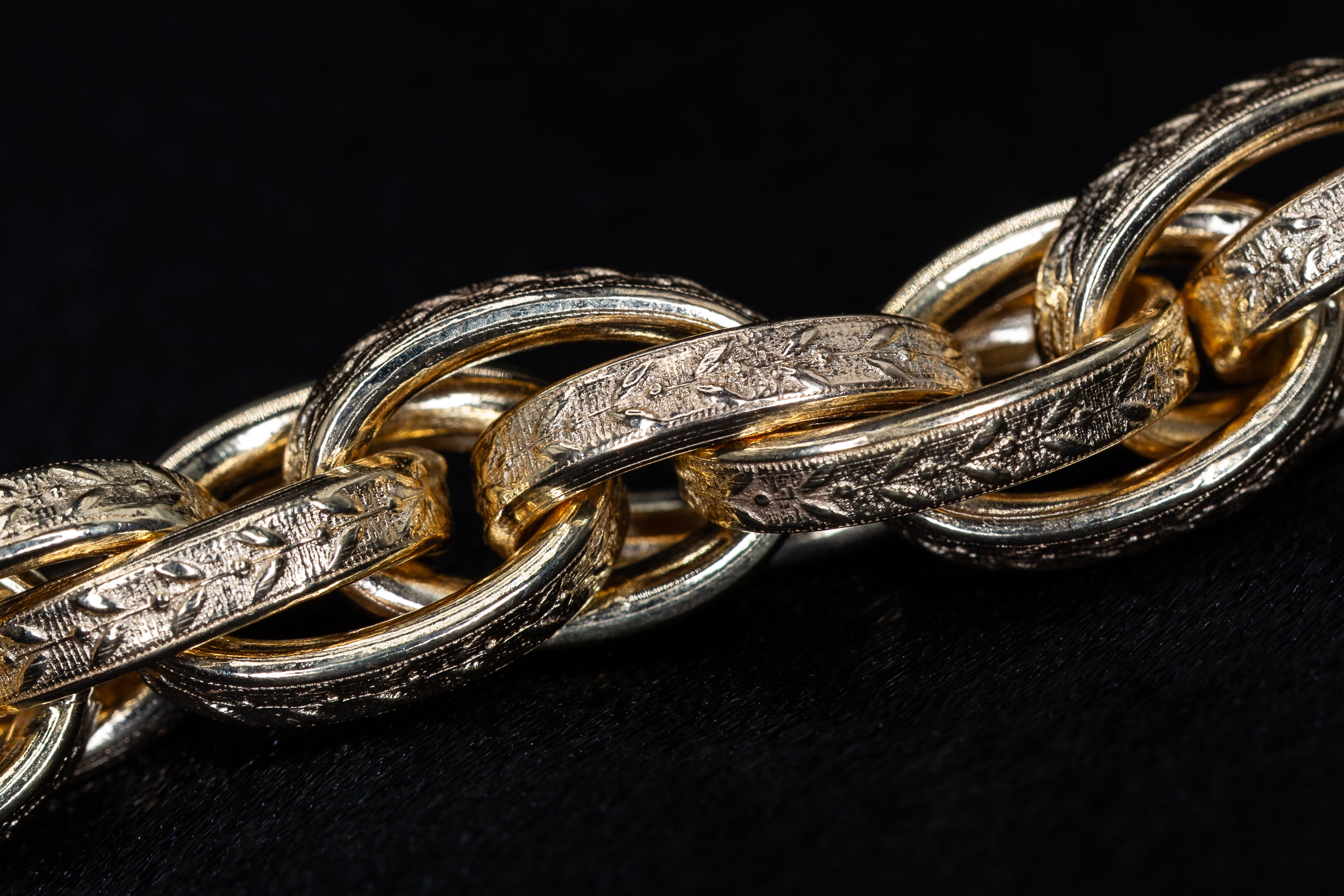 9ct Yellow Gold Prince of Wales Chain Bracelet – Elegant & Timeless Design