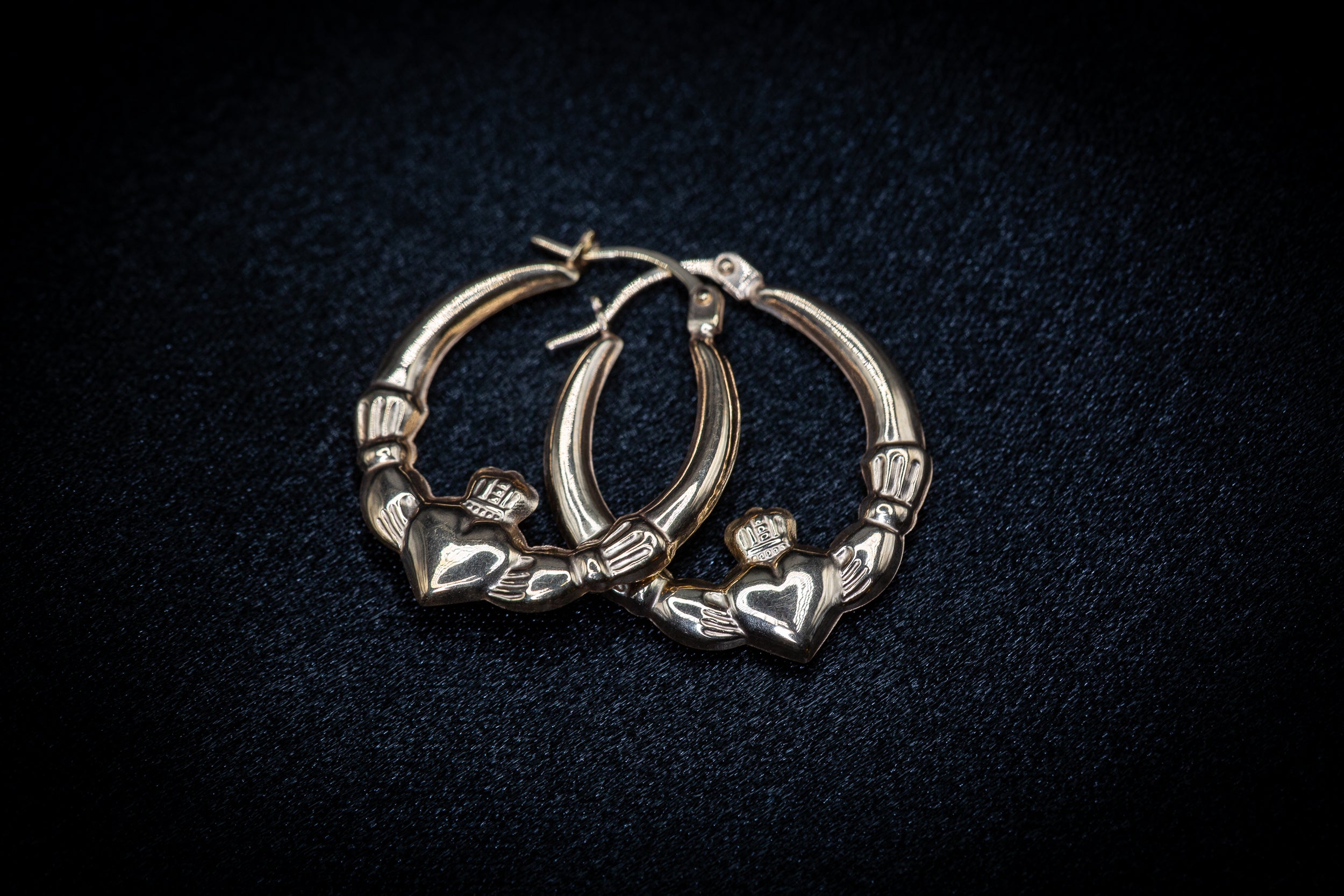 9ct Yellow Gold Claddagh Earrings – A Symbol of Love, Loyalty & Friendship