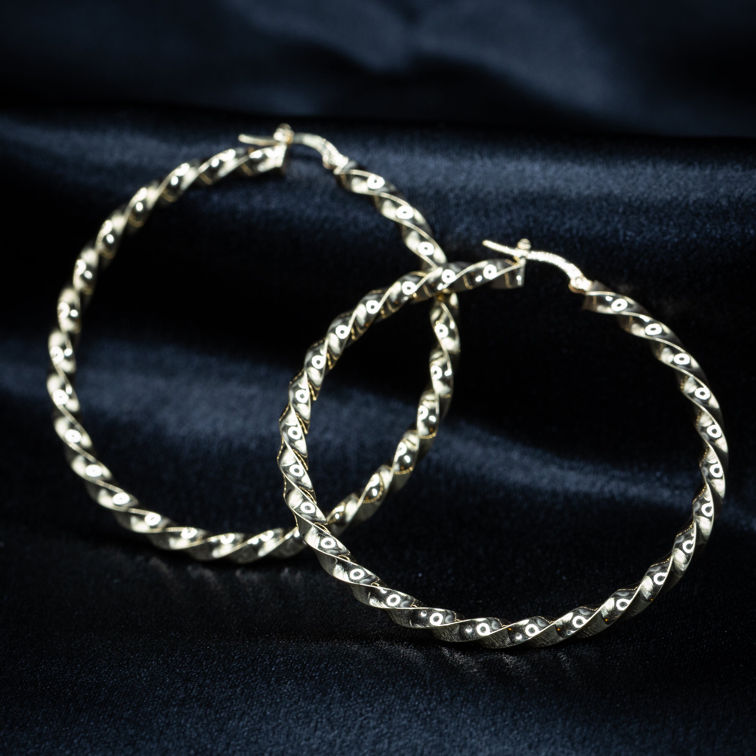 9ct Yellow Gold Polished Twist Hoop Earrings – Elegant; Stylish Design