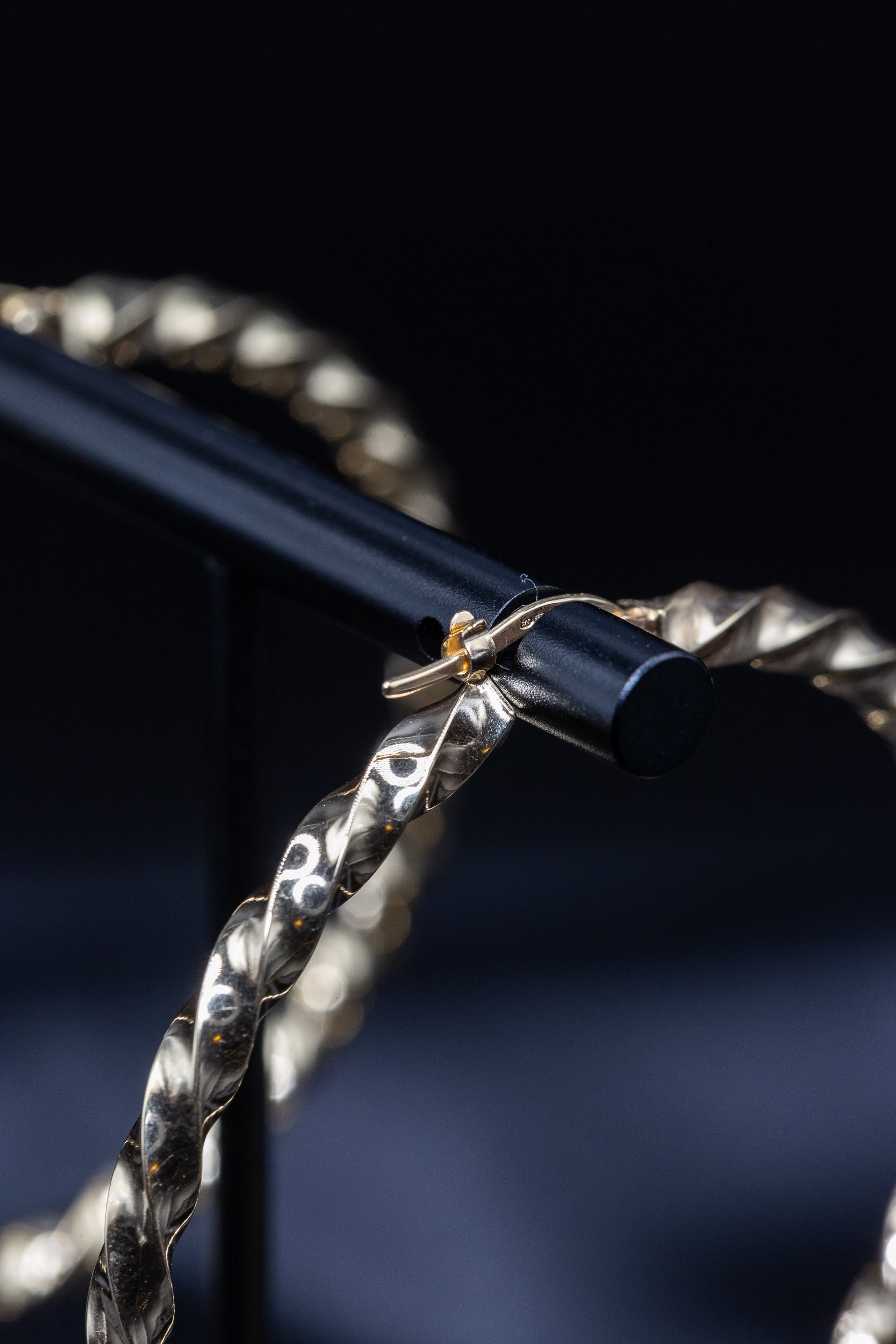 9ct Yellow Gold Polished Twist Hoop Earrings – Elegant; Stylish Design