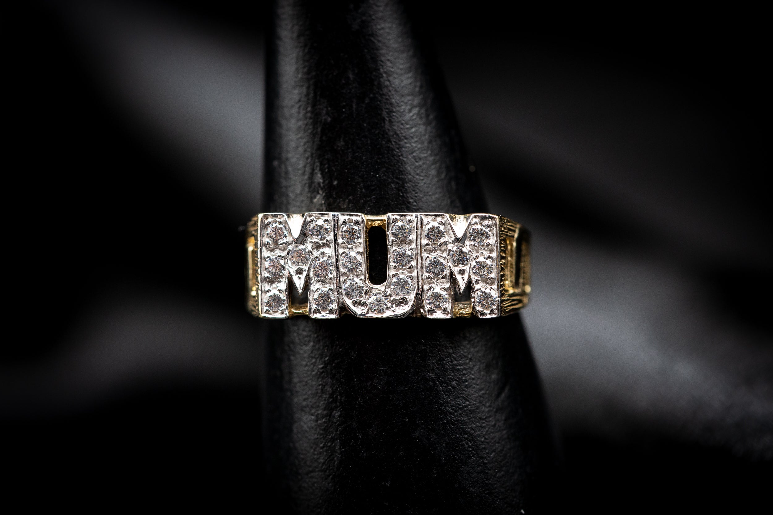 9ct Yellow Gold CZ Mum Ring – A Sparkling Tribute to Motherhood Sizes: Q & S