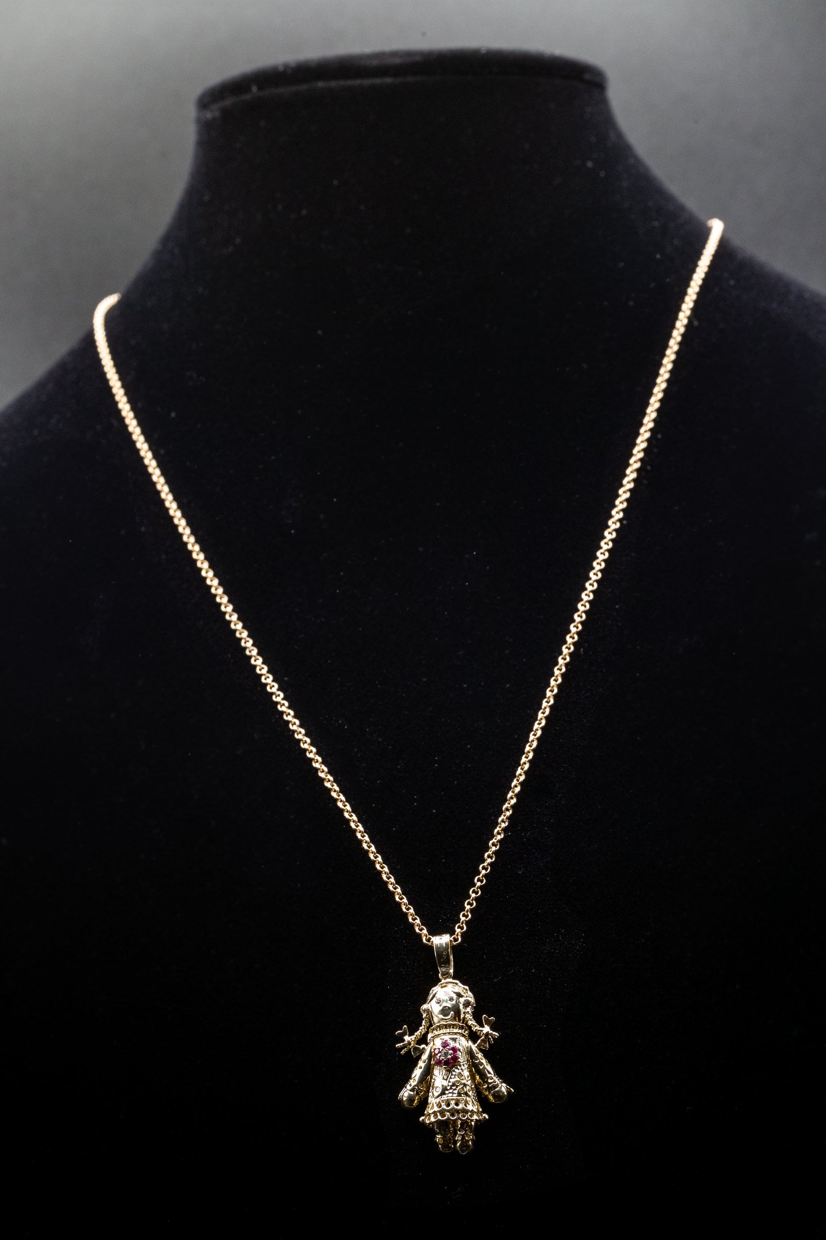 9ct Yellow Gold CZ Moveable Ragdoll Pendant/Necklace