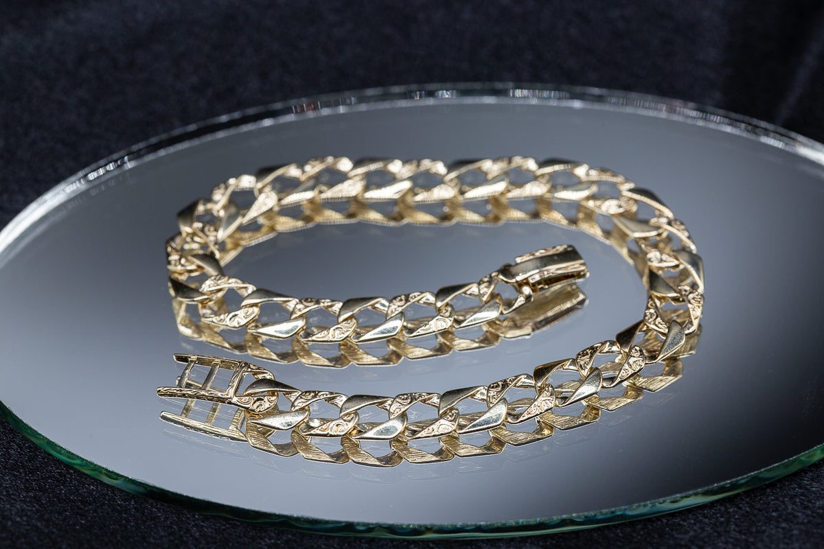 9ct Yellow Gold Gents Curb Chaps Bracelet 8.5 Inch .375