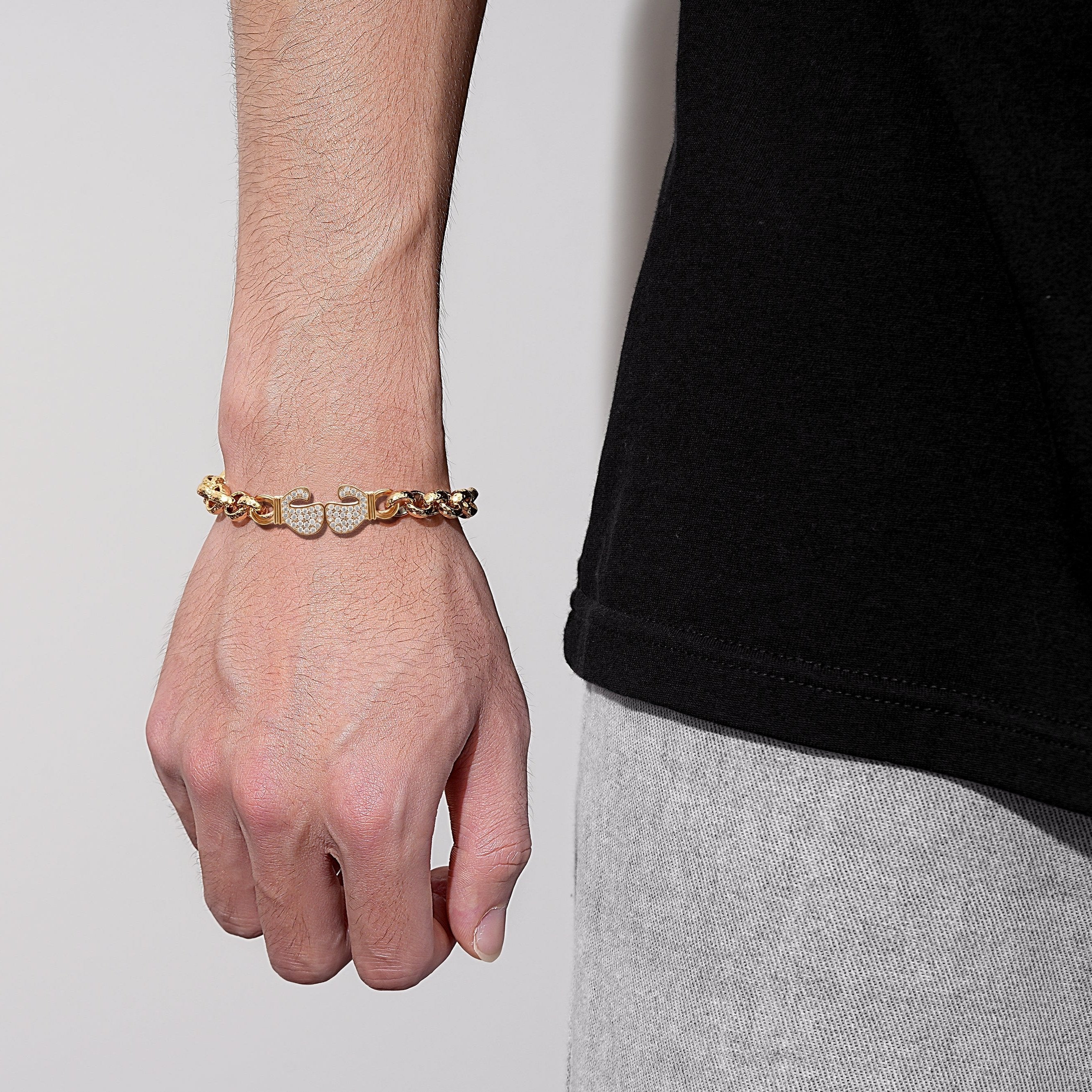 8mm Gold Boxing Gloves Belcher Bracelet 8.5 Inch