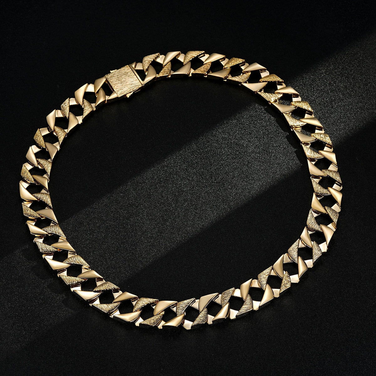 Gold Bark-Chaps Curb Chain & Bracelet Set 27mm
