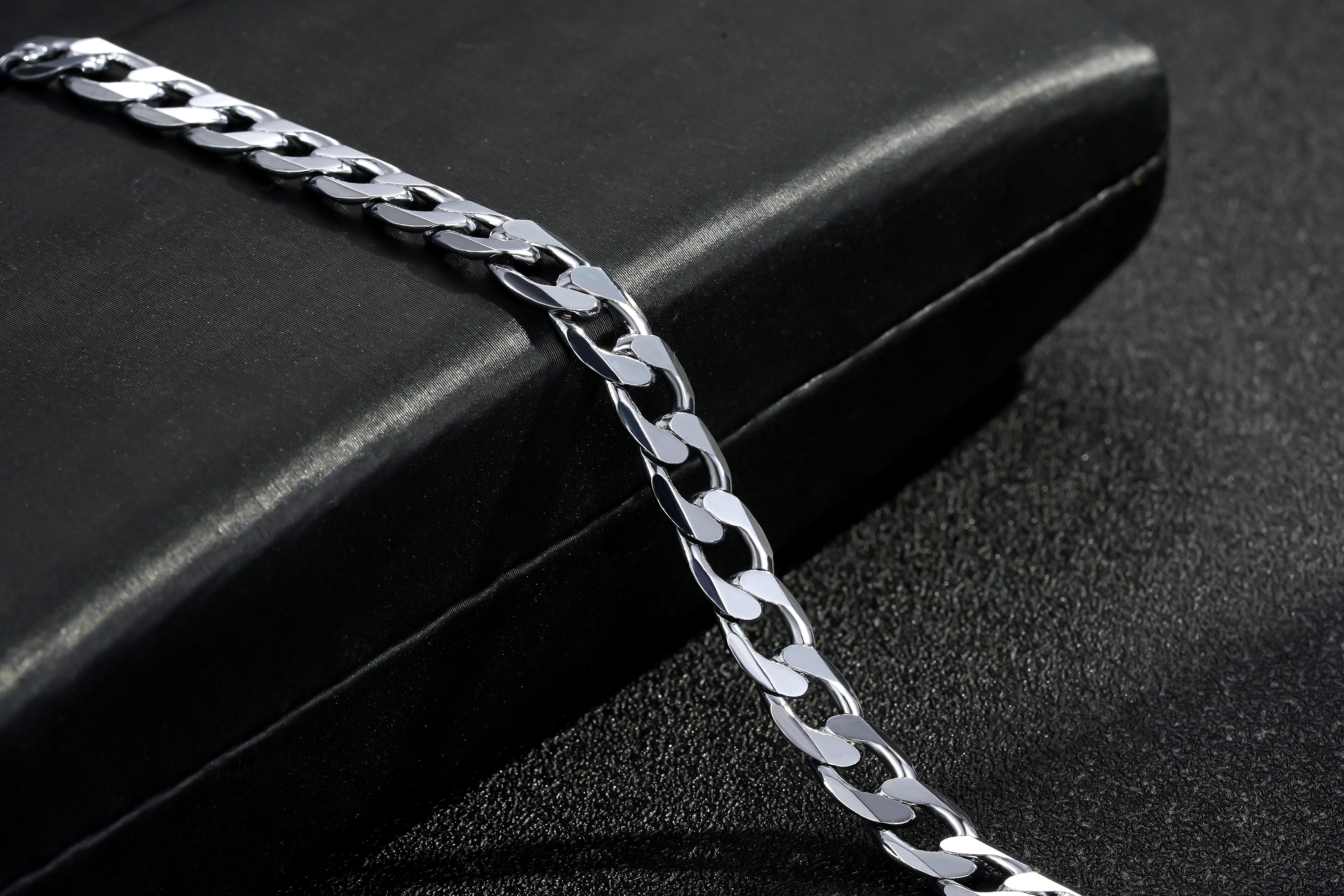 6mm Silver Cuban Curb Bracelet – High Polish Finish – 8 Inch | Classic Men&