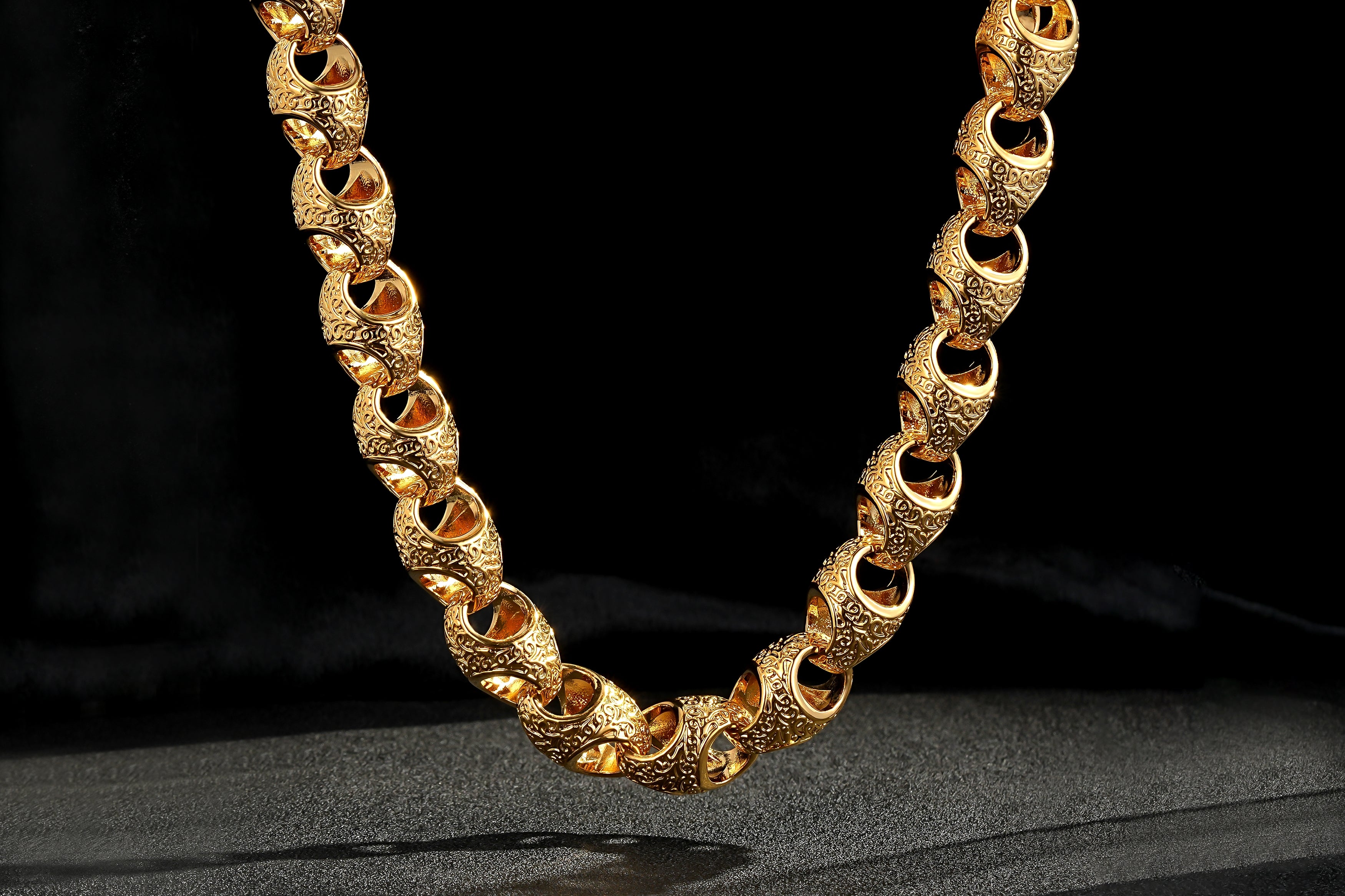 Gold Patterned Acorn Chain Necklace 28” Heavy 315g XL Statement Jewellery