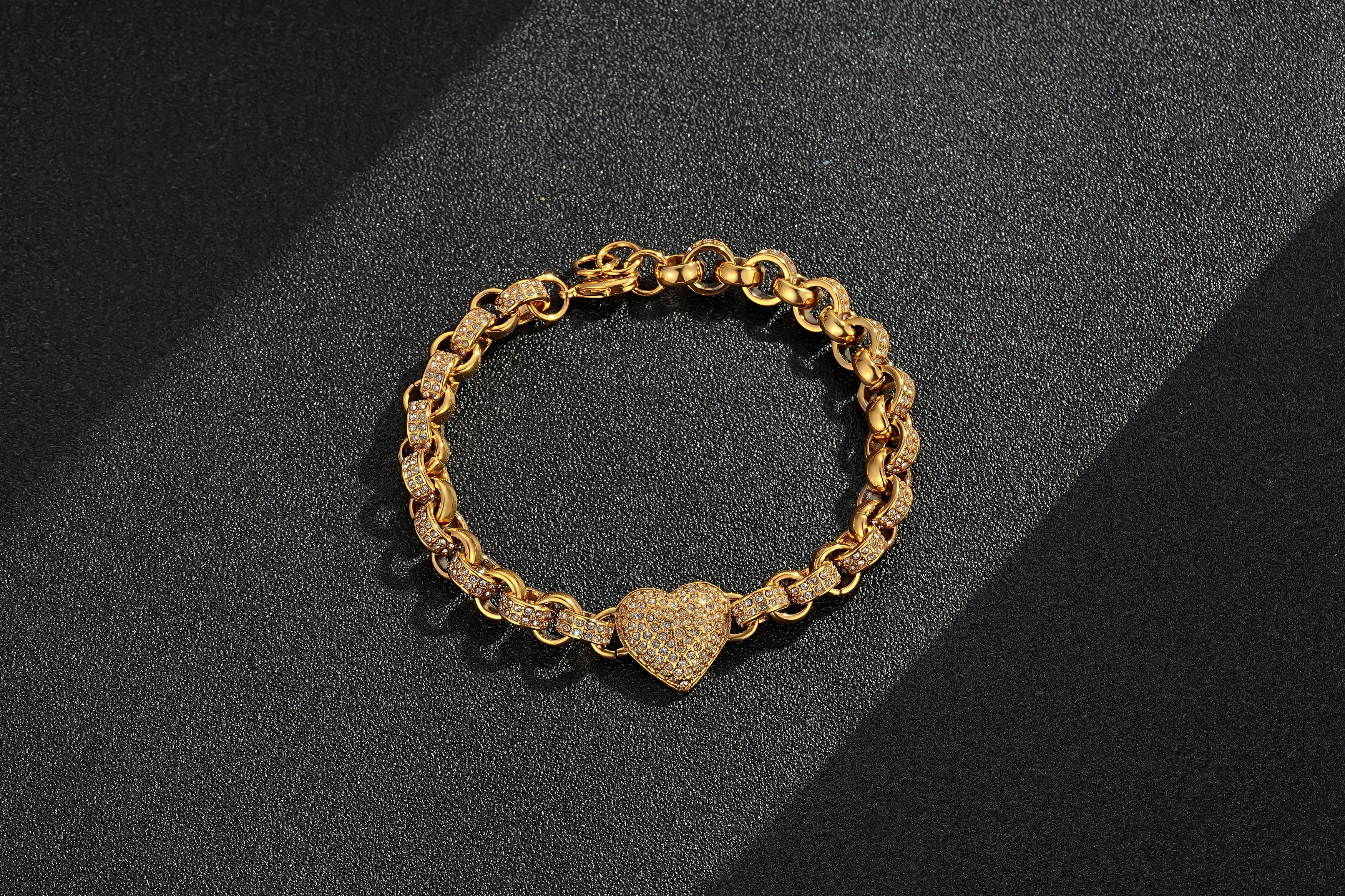 Gold Heart Charm Bracelet with Clear Stones 7.5–8” Wrist 27g Jewellery Gift