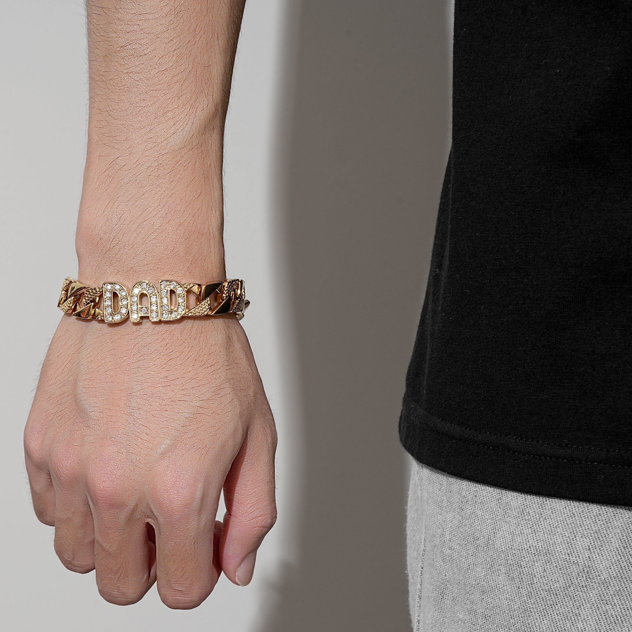 18mm Gold Dad Curb Chaps Bracelet with Stones 8/9 Inch