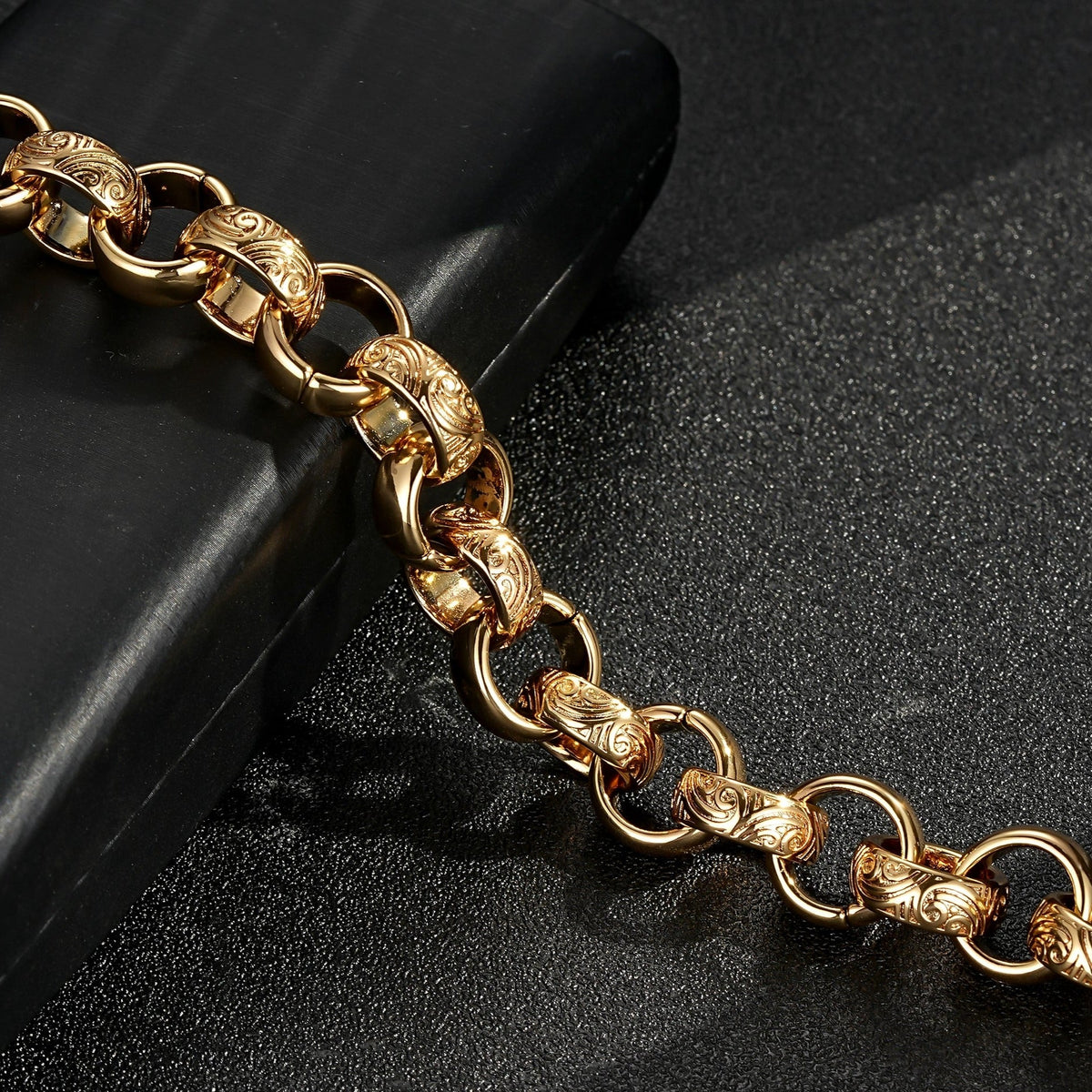 15mm gold ornate belcher bracelet