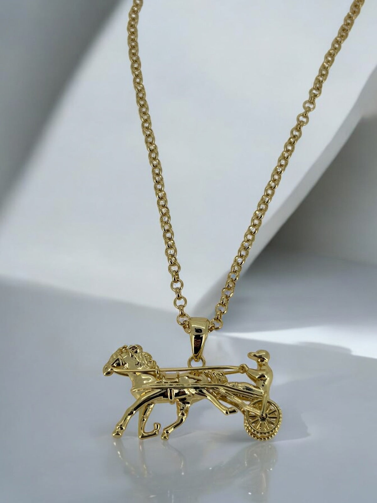 Gold Gypsy Horse & Cart Pendant 22 Inch 4mm Belcher Chain