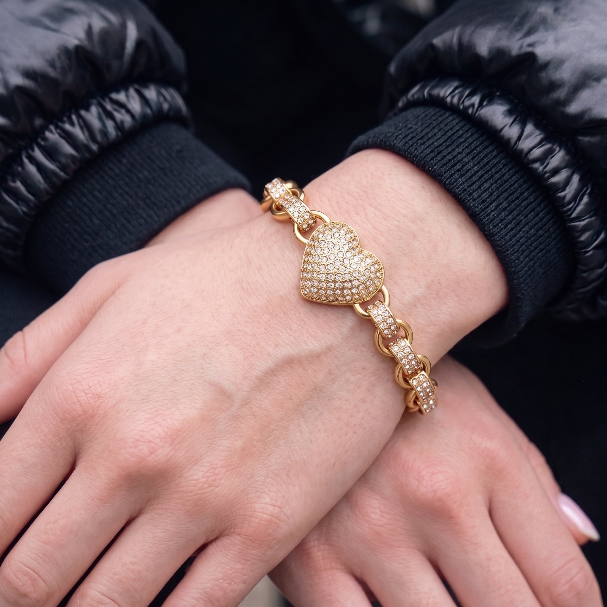 Gold Heart Charm Bracelet with Clear Stones Fits 7.58 inches Wrist, 27g, Tarnish Resistant