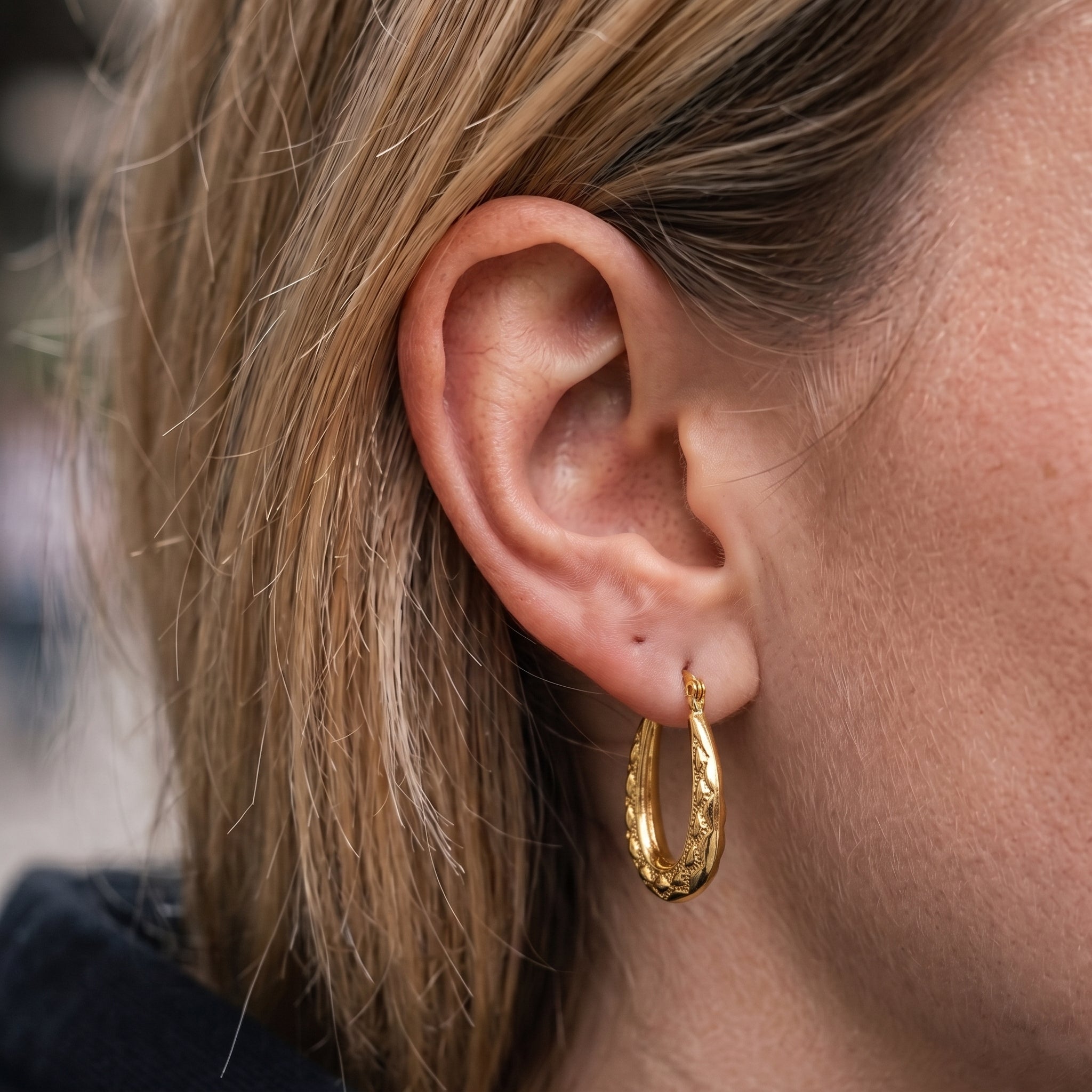 Gold Diamond-Cut Oval Creole Hoop Earrings 25mm