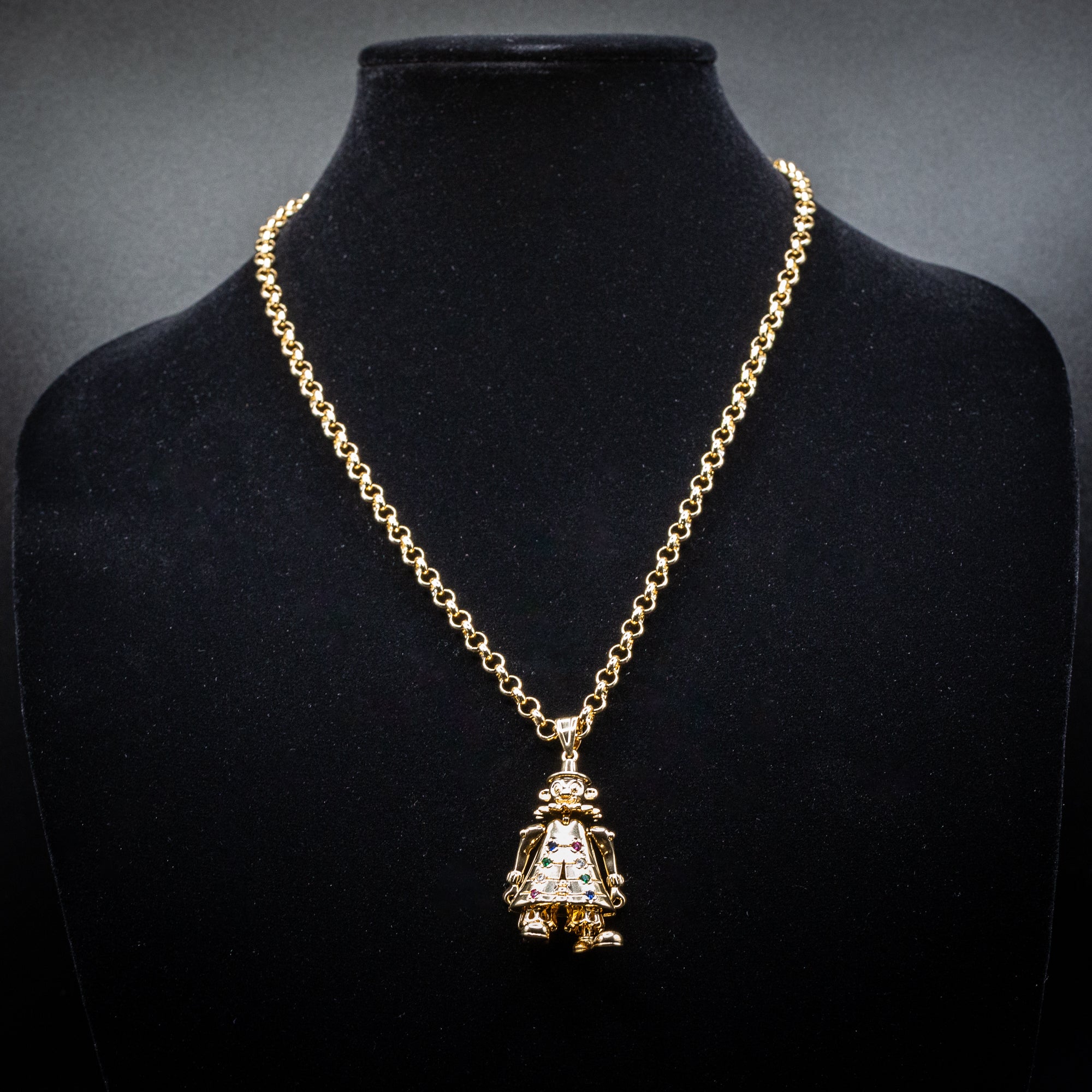 Gold Large Clown Pendant 22 Inch 4mm Belcher Chain