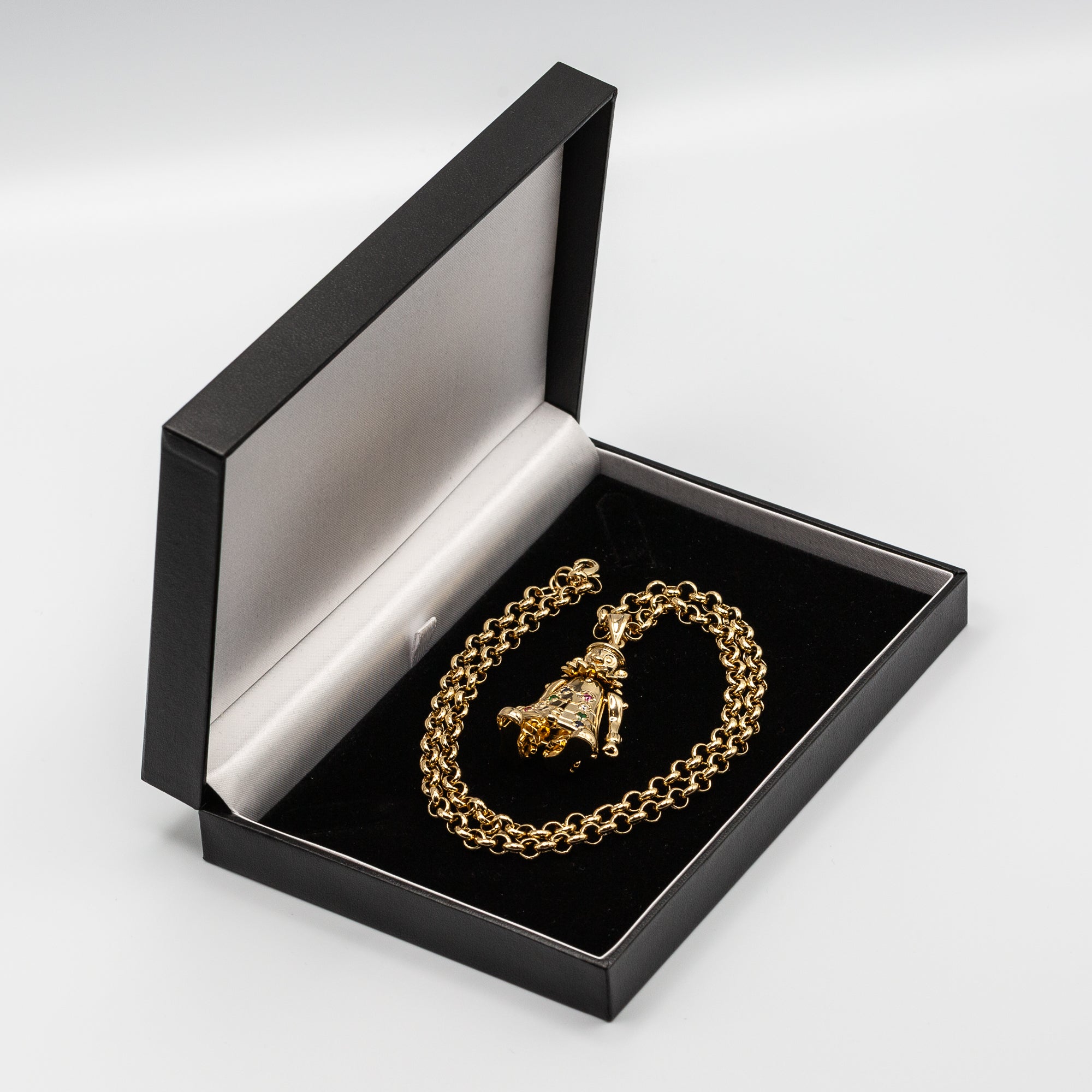 Gold Large Clown Pendant 22 Inch 4mm Belcher Chain