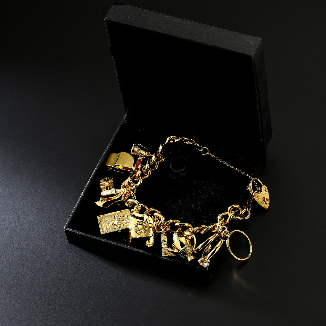 Gold Great Britain Charm Bracelet with Heart Padlock – 8 Inch