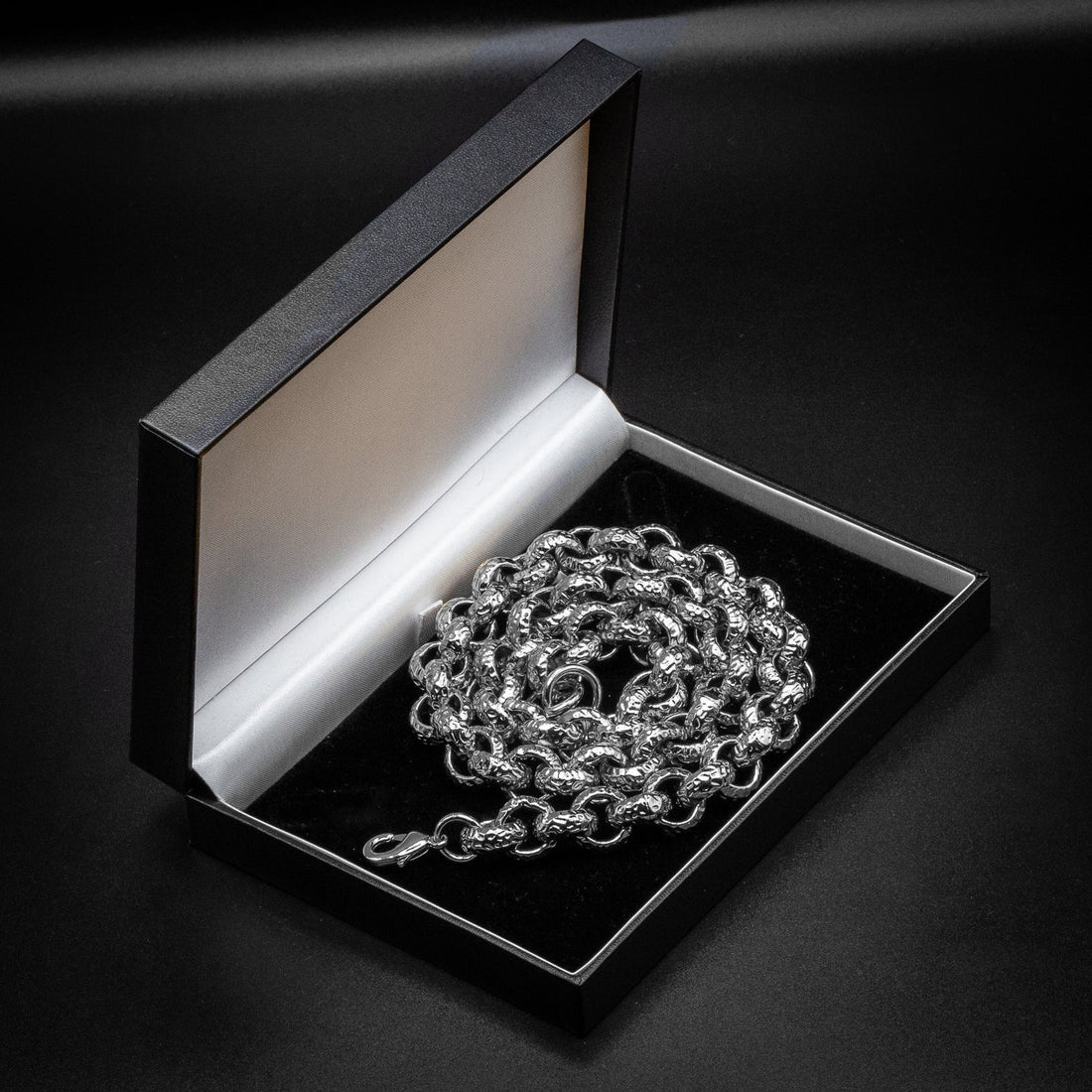 15mm Silver Pattern Leopard Print Belcher Chain Necklace – 24 Inch (New)