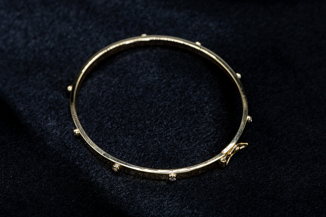 9ct Yellow Gold CZ Flexi Kids Bangle – A Timeless & Elegant Keepsake