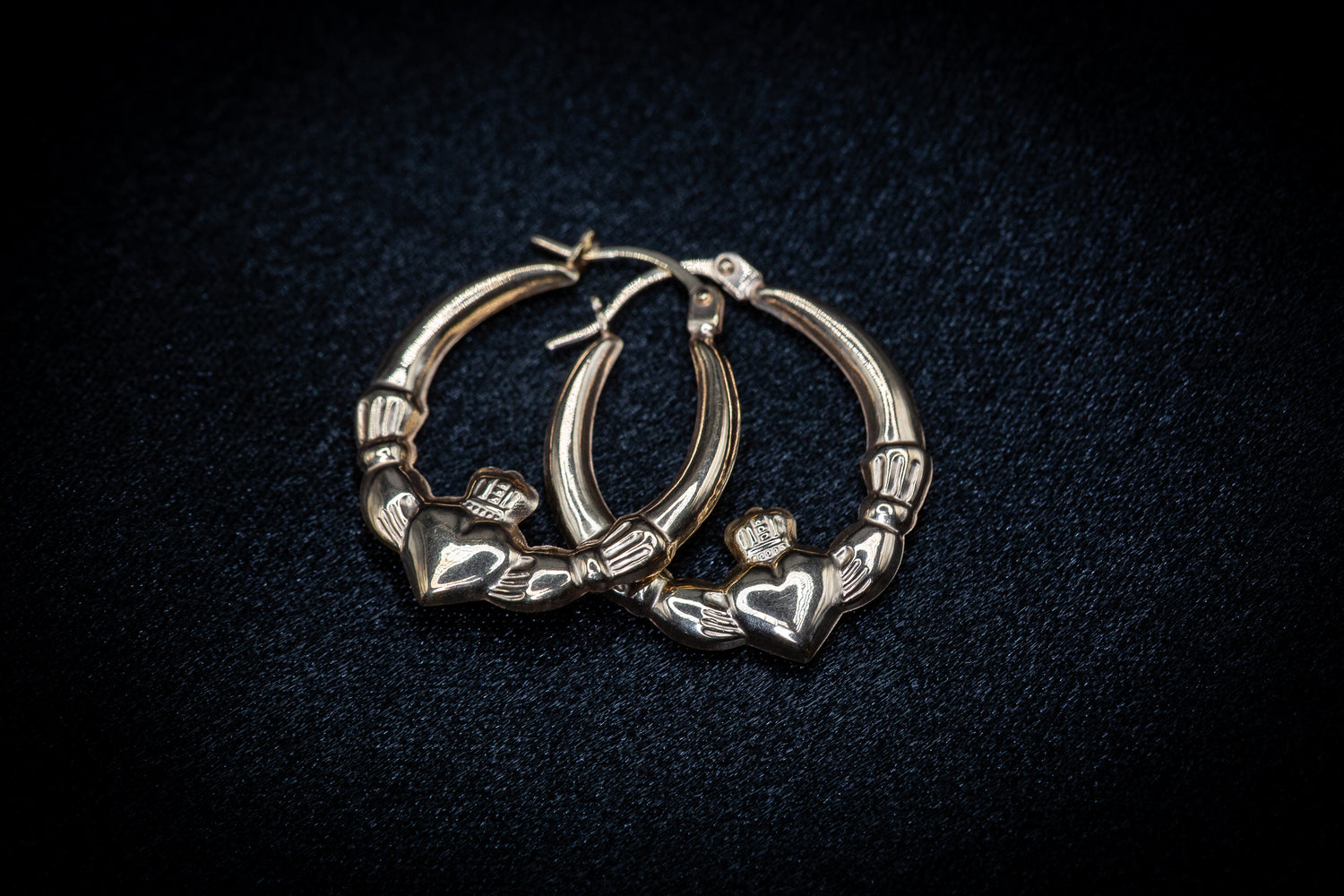 9ct Yellow Gold Claddagh Earrings – A Symbol of Love, Loyalty &amp; Friendship