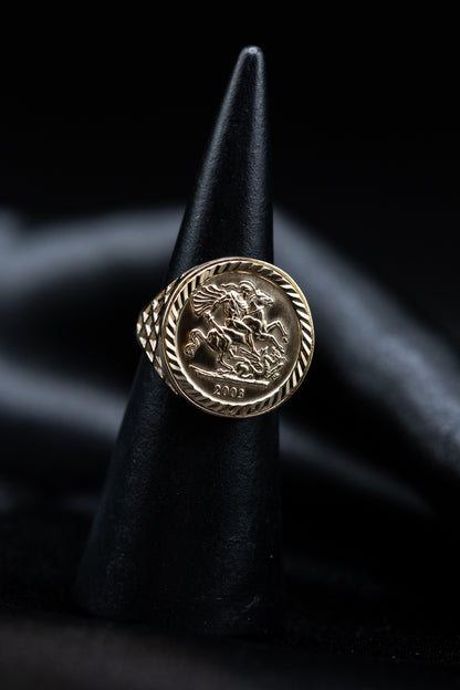 9ct Yellow Gold St George Half Sovereign Ring – A Timeless Symbol of Heritage &amp; Prestige