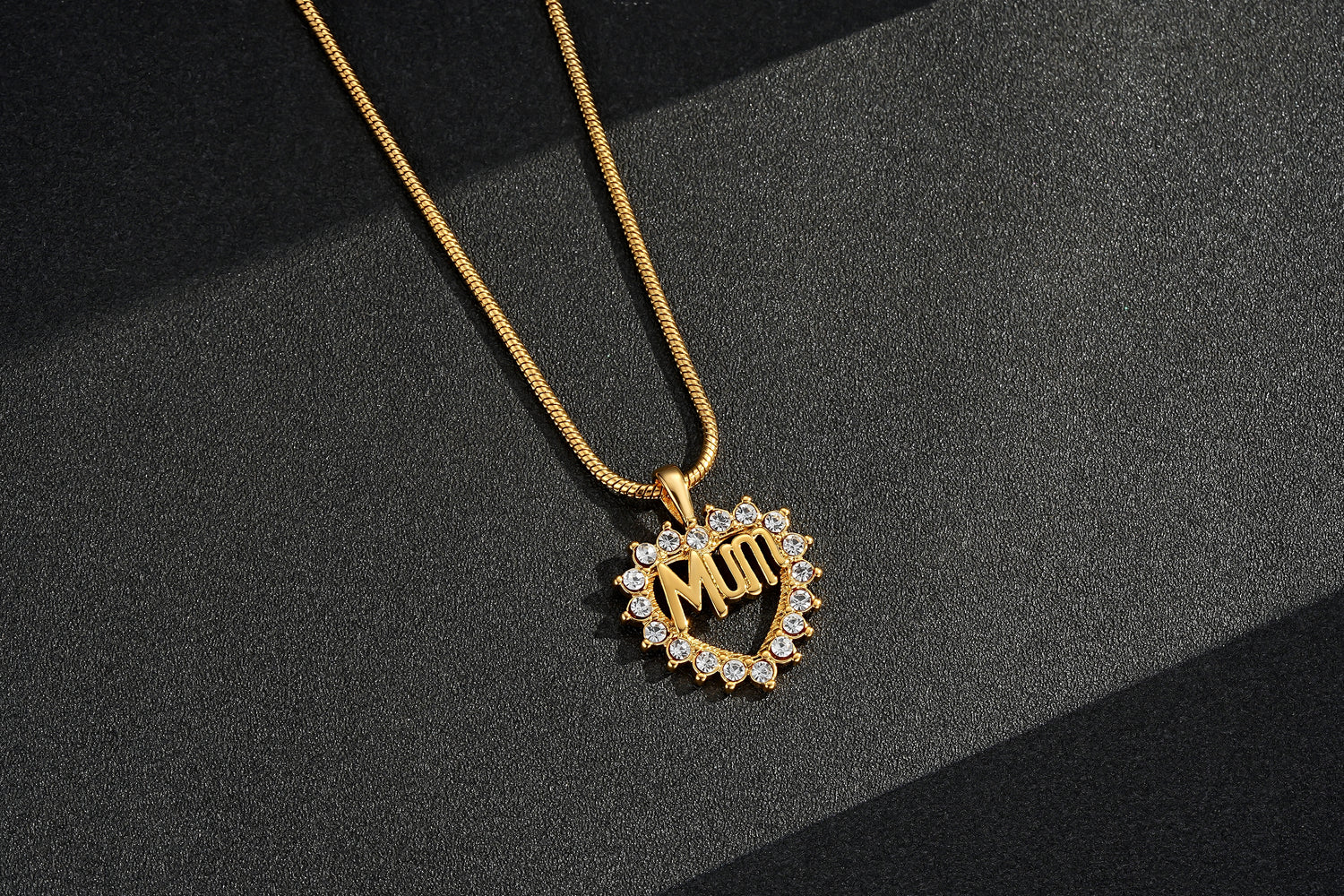 Gold Heart MUM Pendant Necklace with Clear Stones 22” Snake Chain 17.5g Jewellery Gift