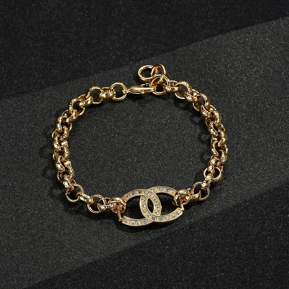 Luxury 8 Inch Horseshoe Belcher Bracelet Stone Crystals