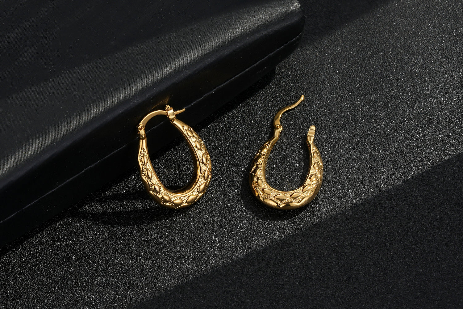 New Premium Gold 25mm Oval Diamond Pattern Creole Hoop Earrings