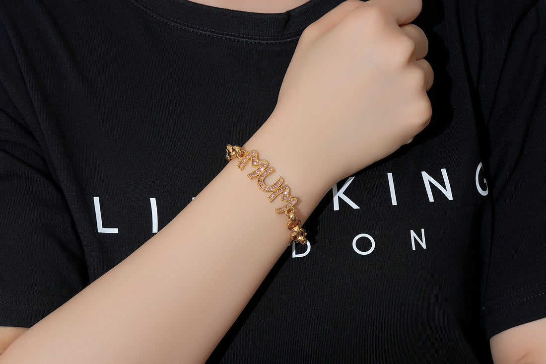 The Family &amp; Faith Gold Collection – Cross, Clown &amp; Belcher Set