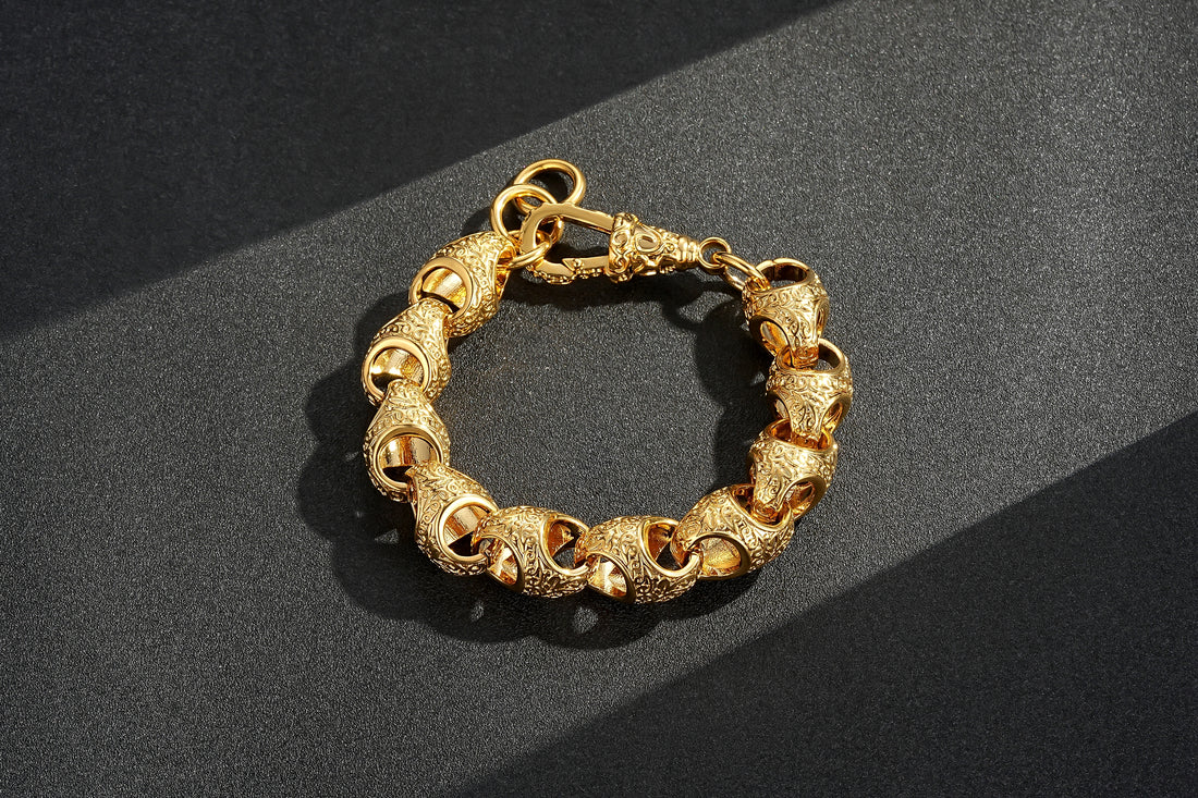 17mm Gold Acorn Link Bracelet 8–8.5” Heavy Patterned XL Statement 104g Jewellery