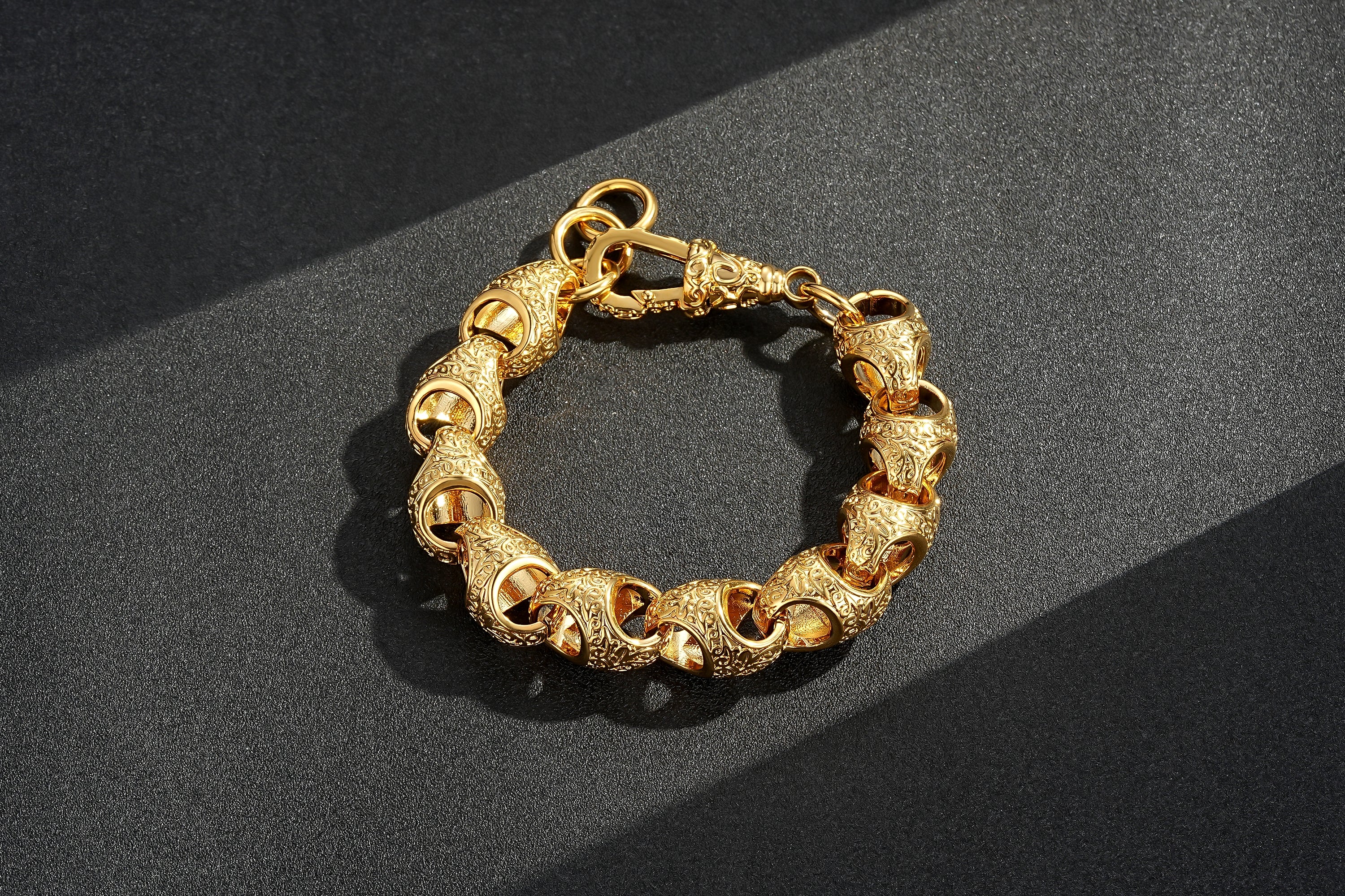 17mm Gold Acorn Link Bracelet 8–8.5” Heavy Patterned XL Statement 104g Jewellery