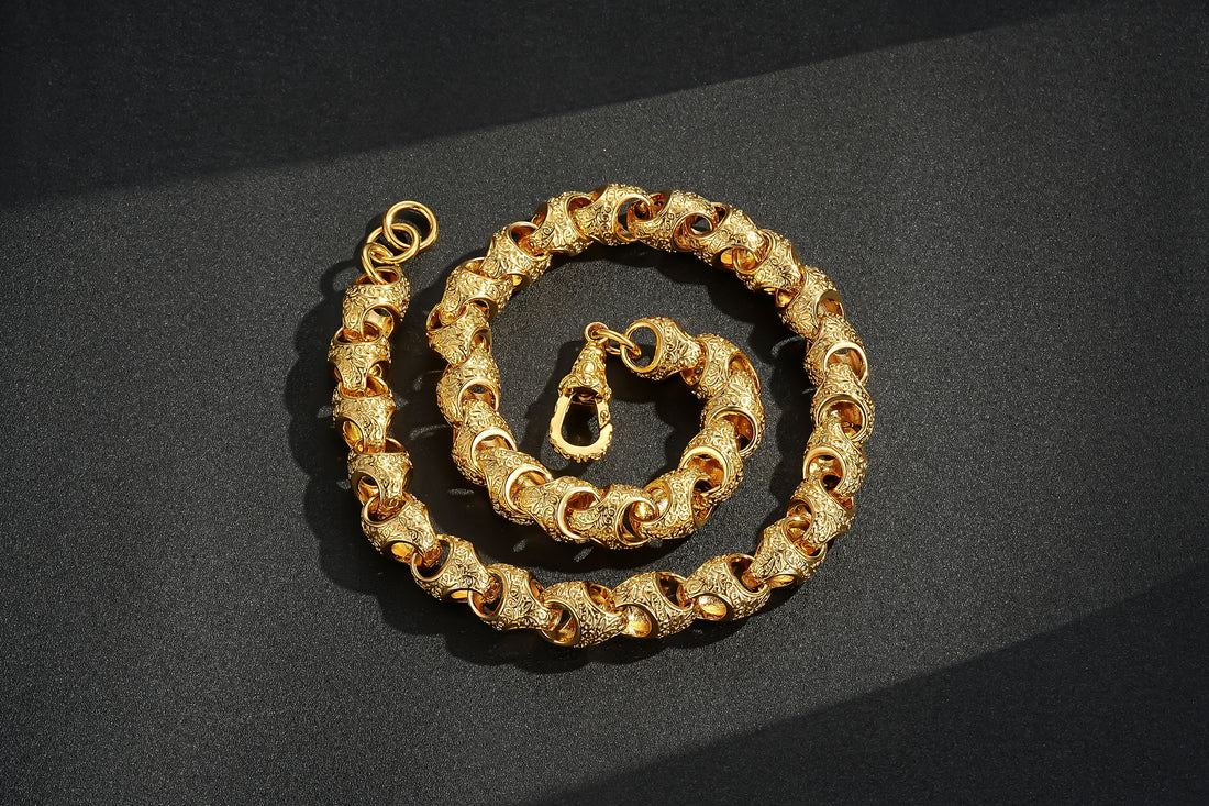 Gold Patterned Acorn Chain Necklace 28” Heavy 315g XL Statement Jewellery