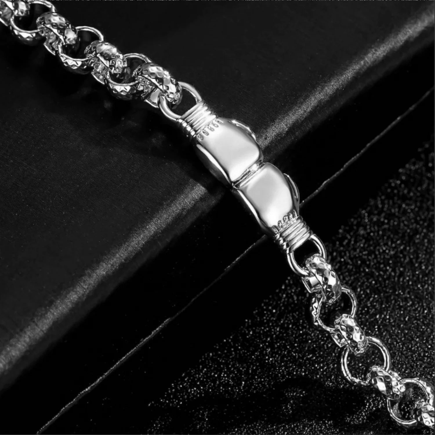 New 8mm Silver Double Boxing Glove Belcher Bracelet 8 Inches