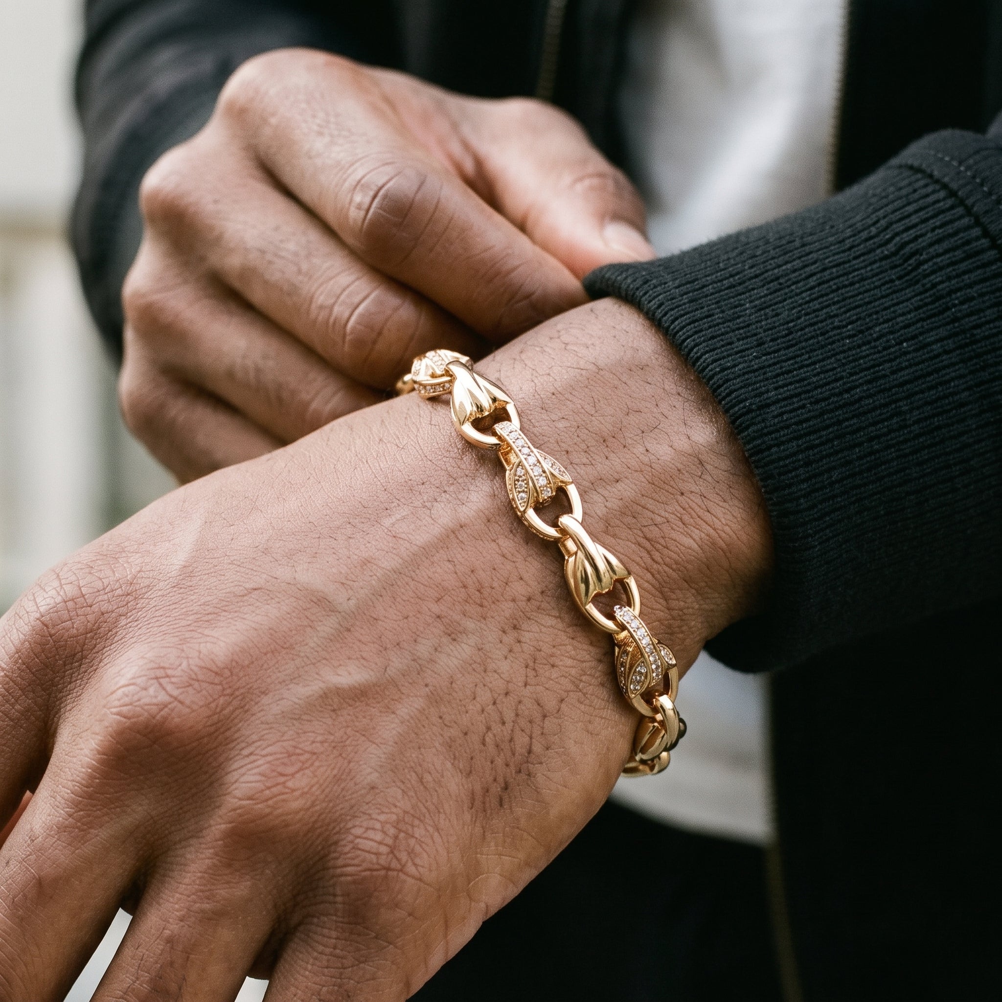 Luxury Gold 3D Tulip Bracelet with Stones and Albert Clasp