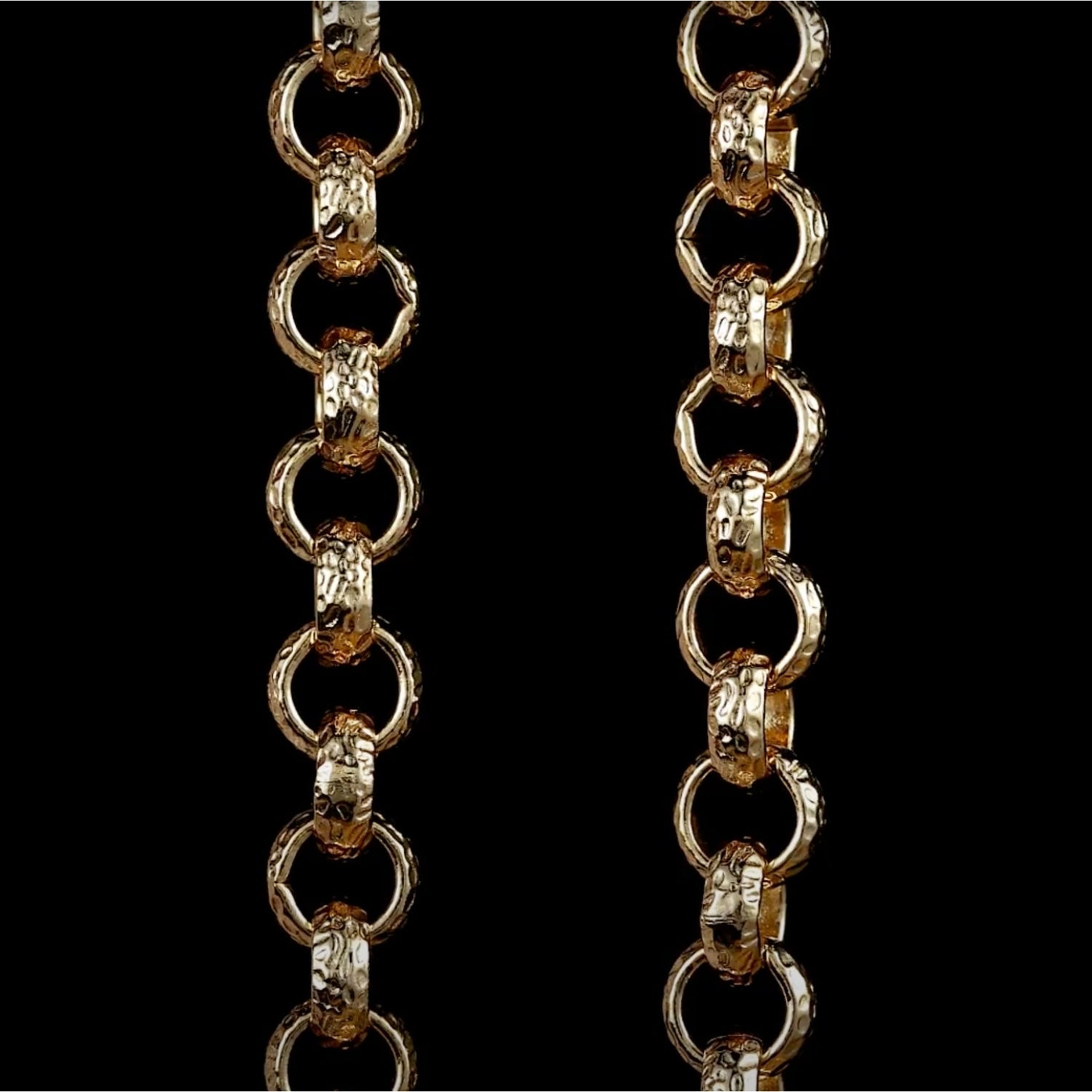 Lightweight gold Belcher bracelet with diamond cut pattern, 12mm wide, 6 inches, 38 grams.