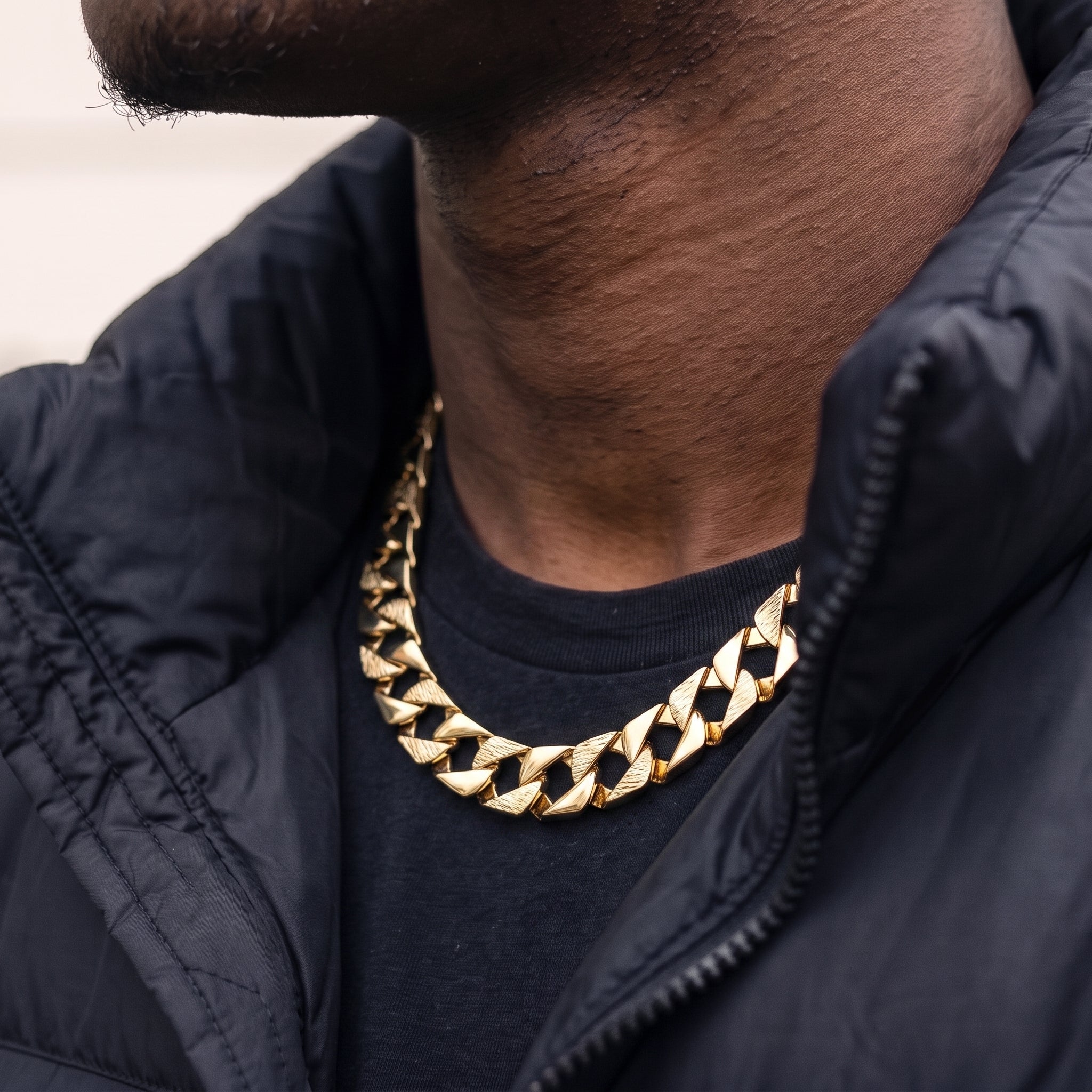 Gold Bark-Chaps Curb Chain 27mm