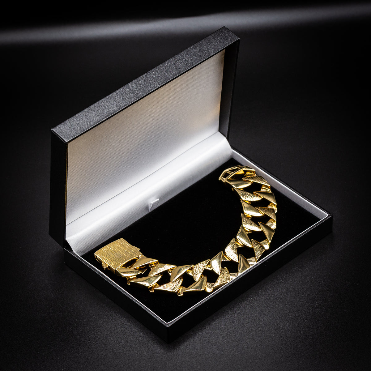 Gold Bark-Chaps Curb Chain, Bracelet &amp; Set 27mm