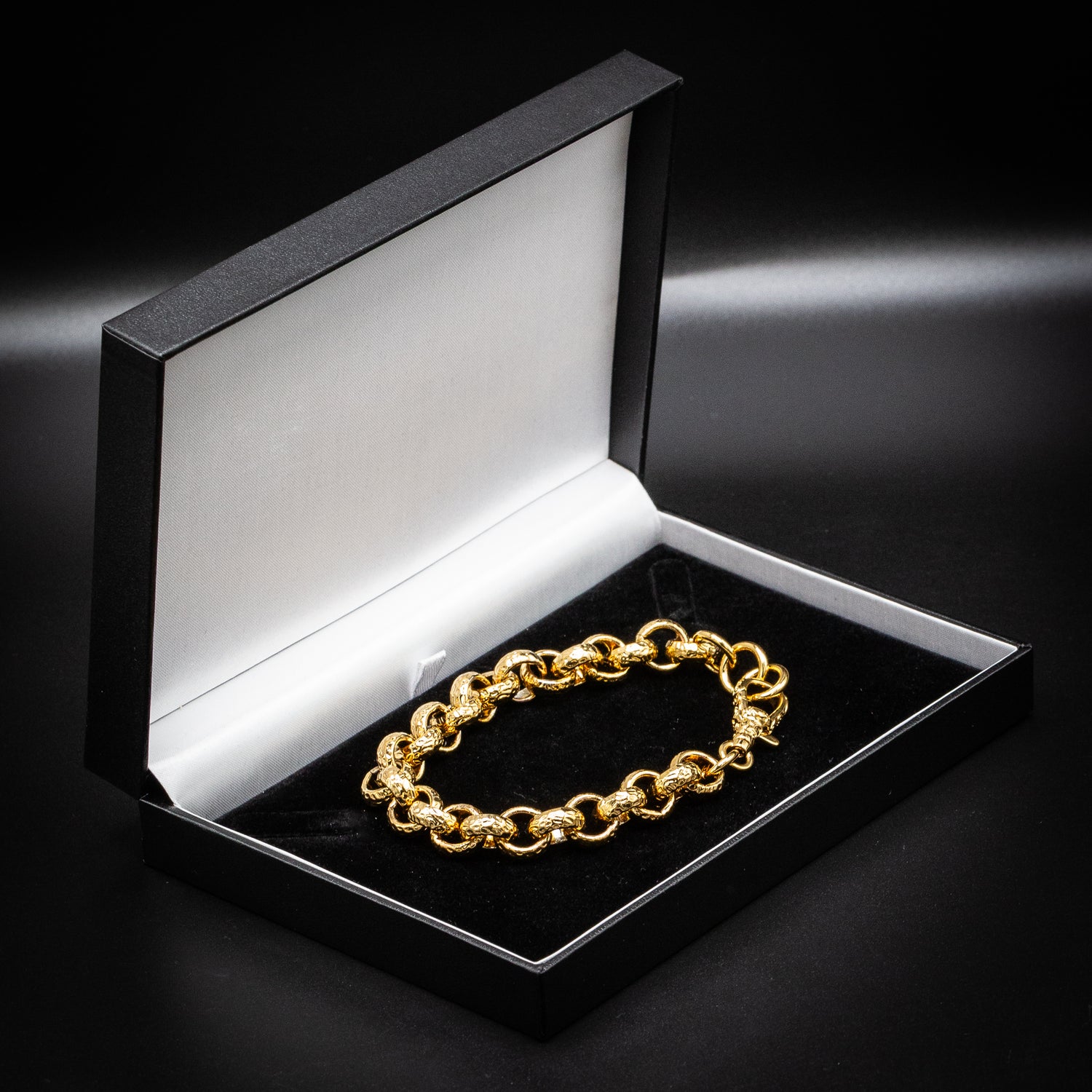 12mm Gold Diamond Cut Belcher Bracelet 8 Inch