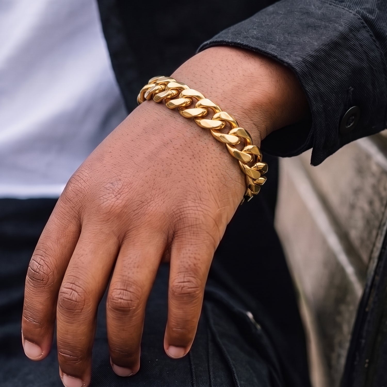 Gold Curb Bracelet 9mm