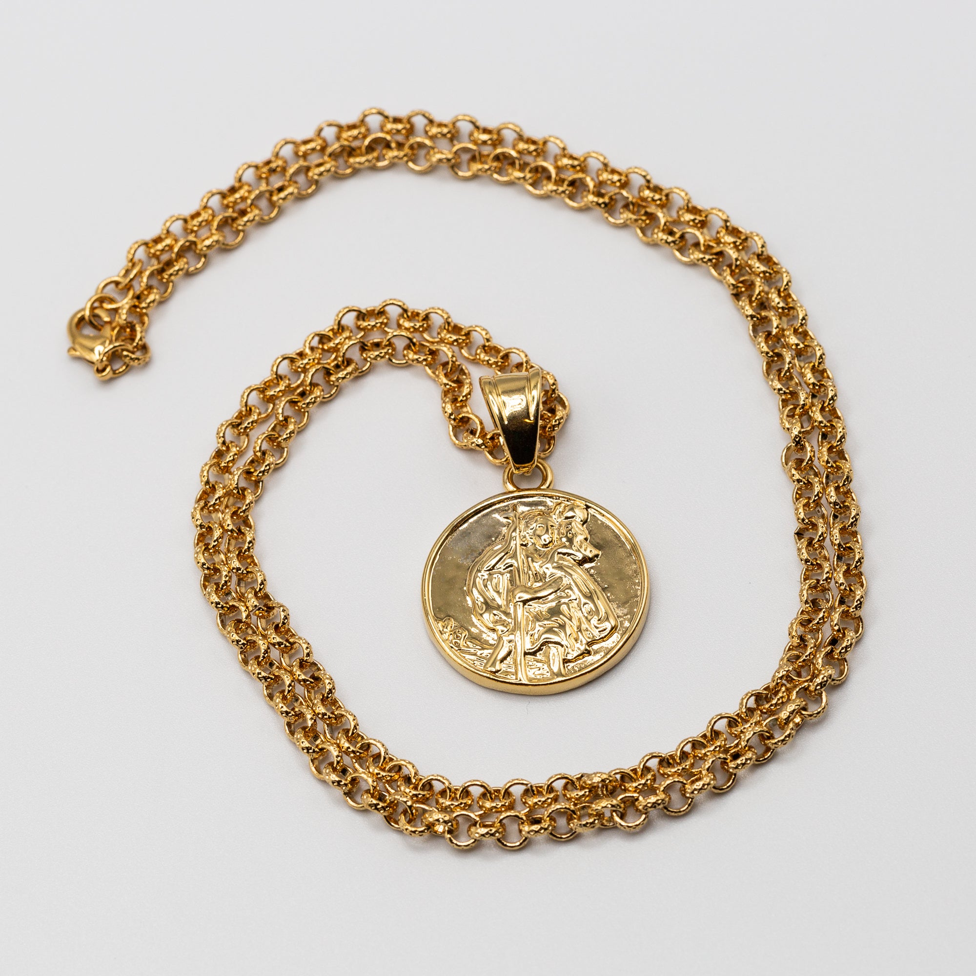 Gold St. Christopher Pendant 22 Inch 4mm Belcher Chain