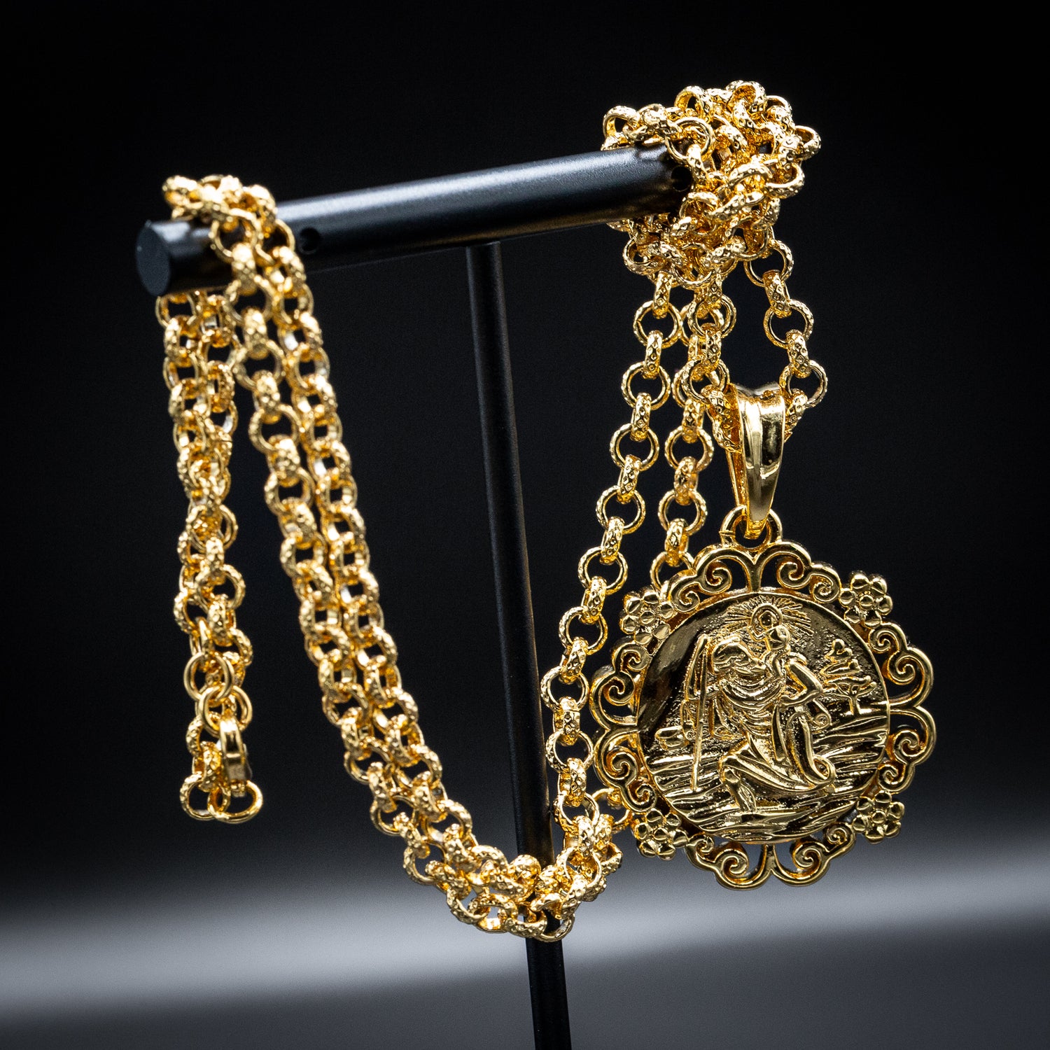 Gold St Christopher Pendant with Flower Mount 22 Inch 4mm Belcher Chain