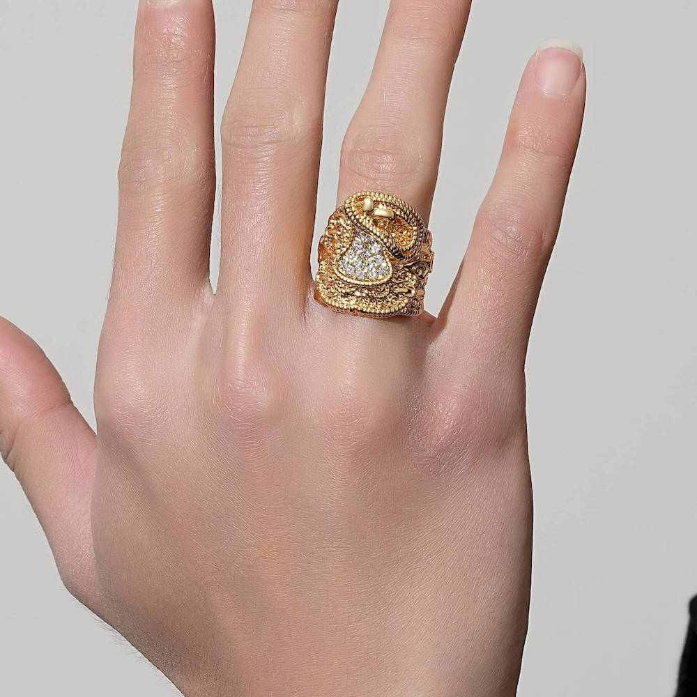 Gold Saddle Ring with Stones Size 10 T Tarnish Resistant Statement Jewellery