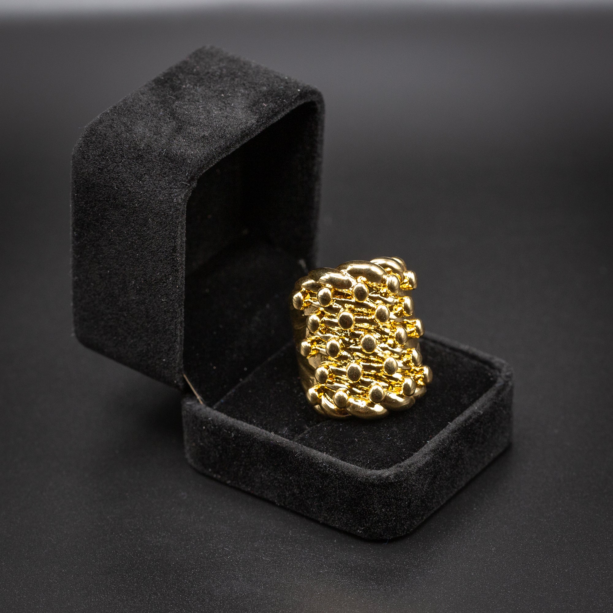 Big Gold Keeper Ring With Sizes V/X/Z