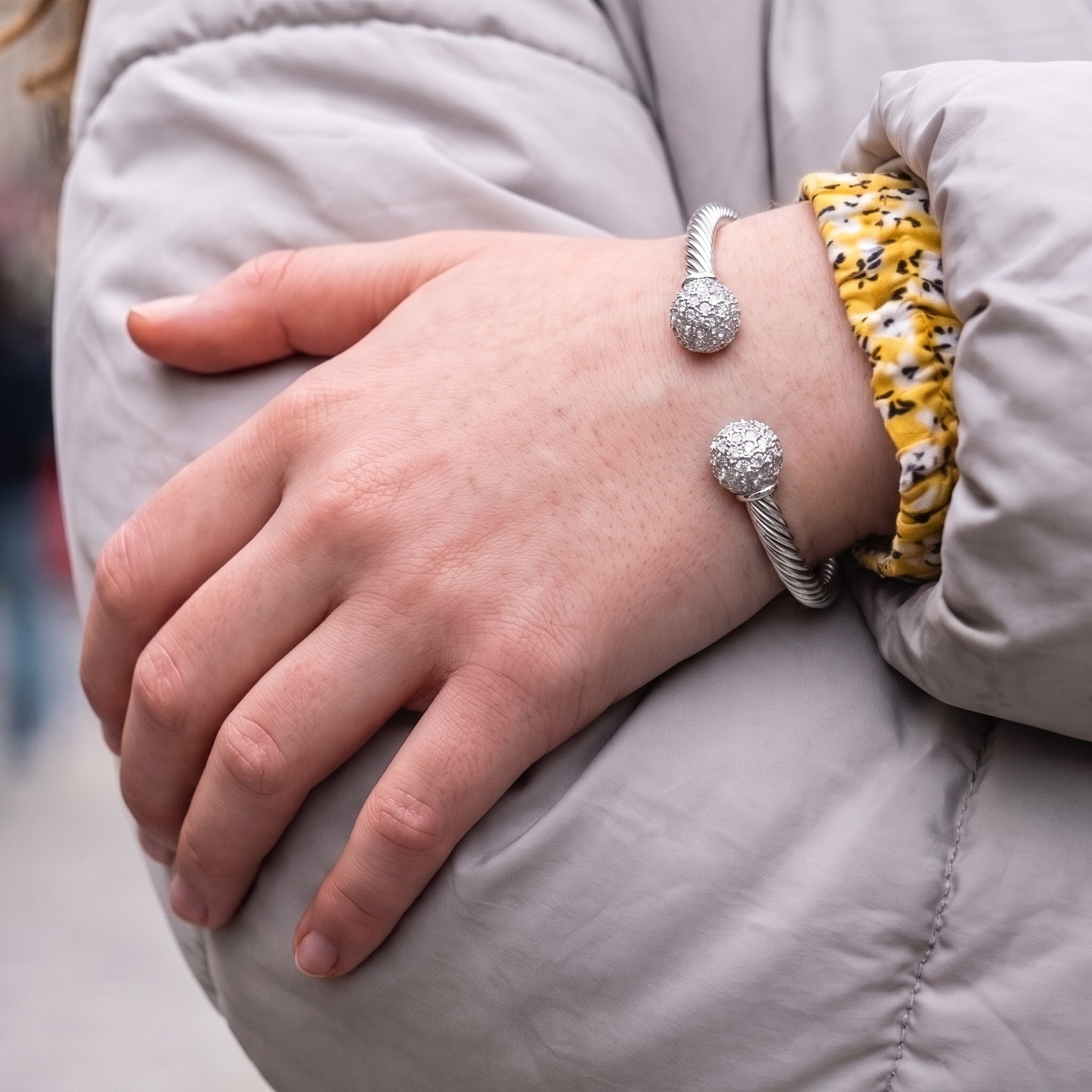 New 4mm Silver Ball Torque Bangle Bracelet with Stones 7.5/8 Inch