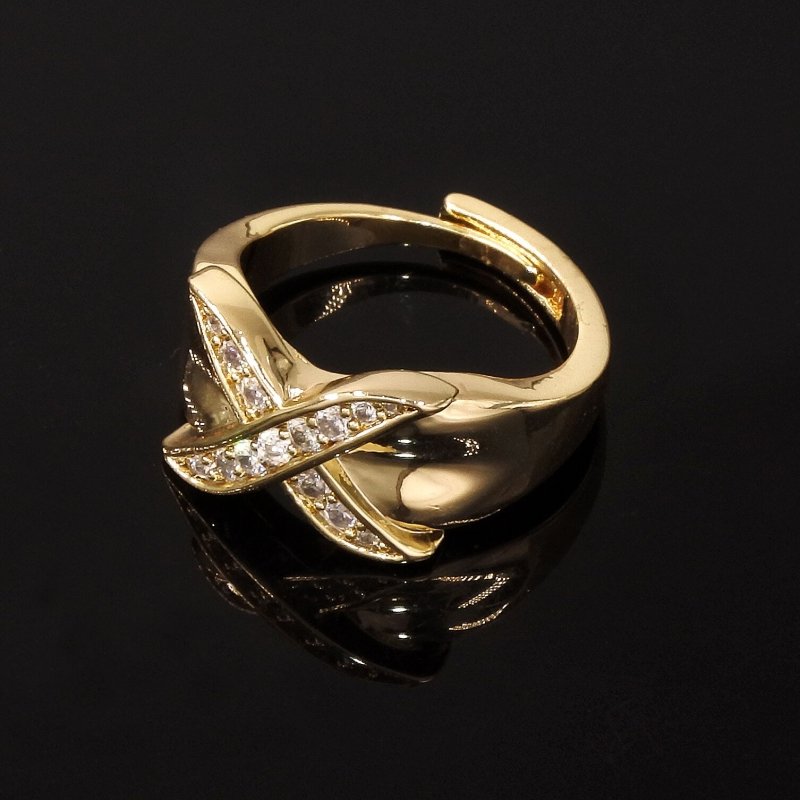 Kiss Ring Stones